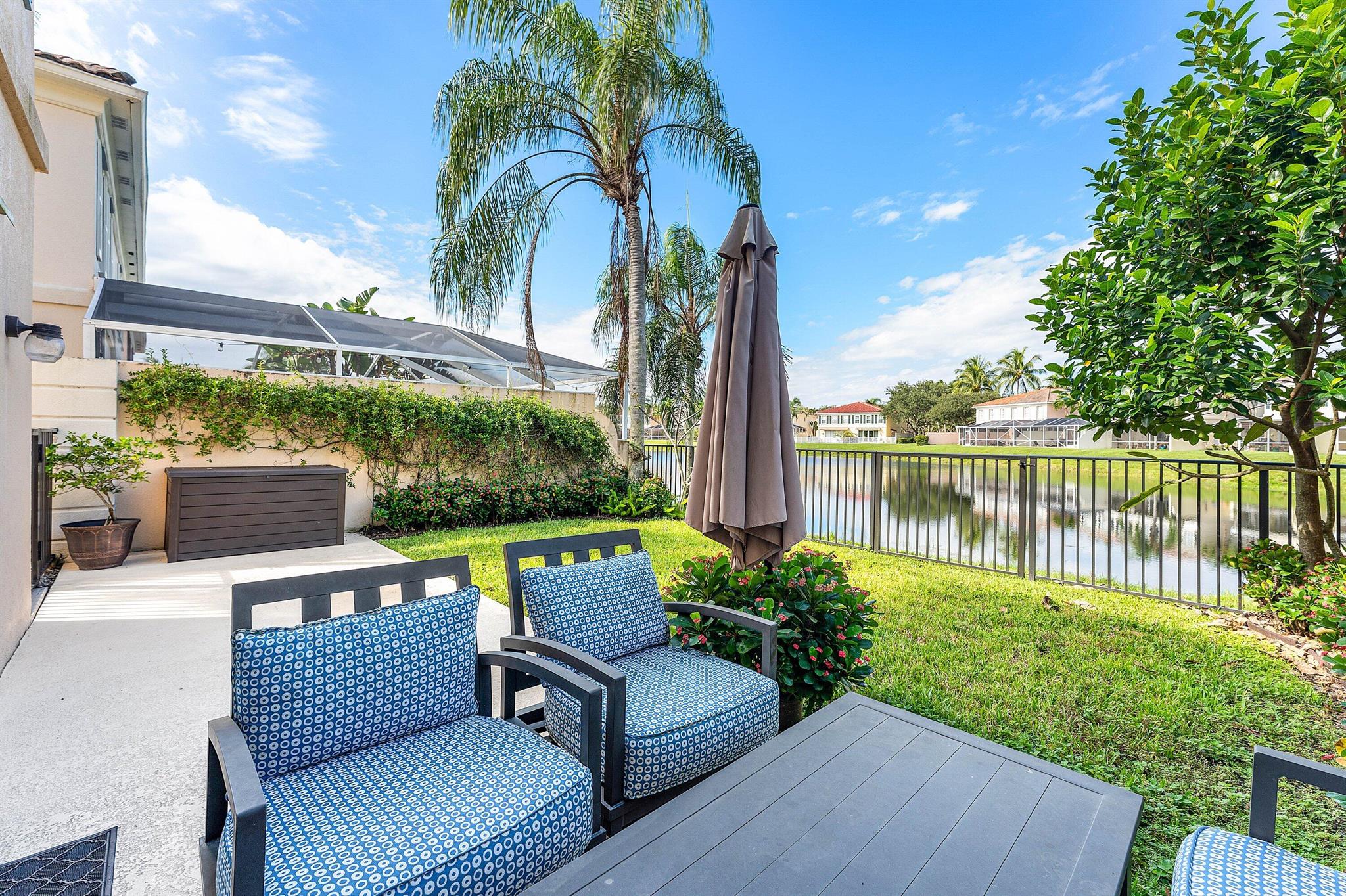 RIVERWALK 6 - Residential Lease