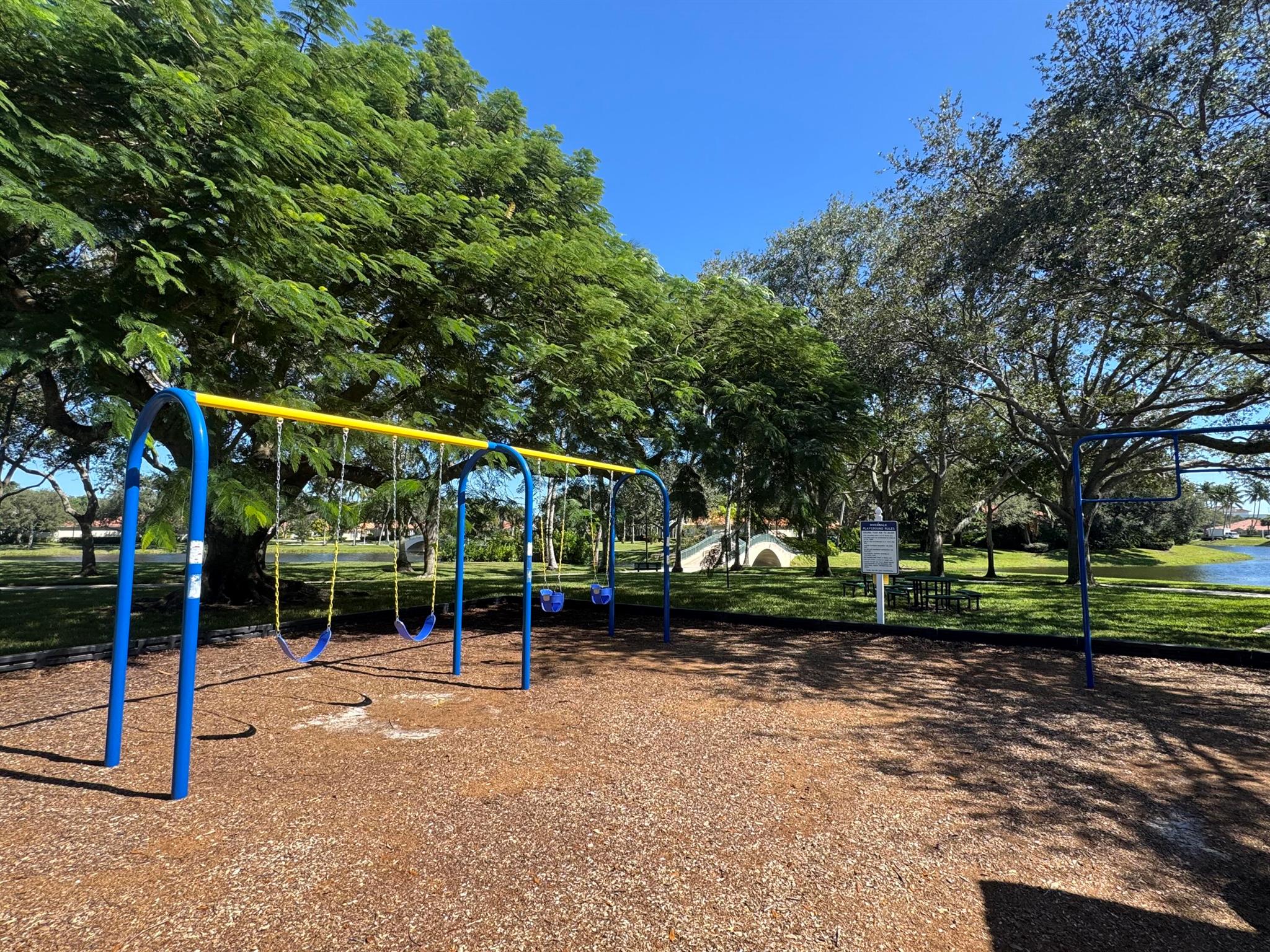 RIVERWALK 6 - Residential Lease