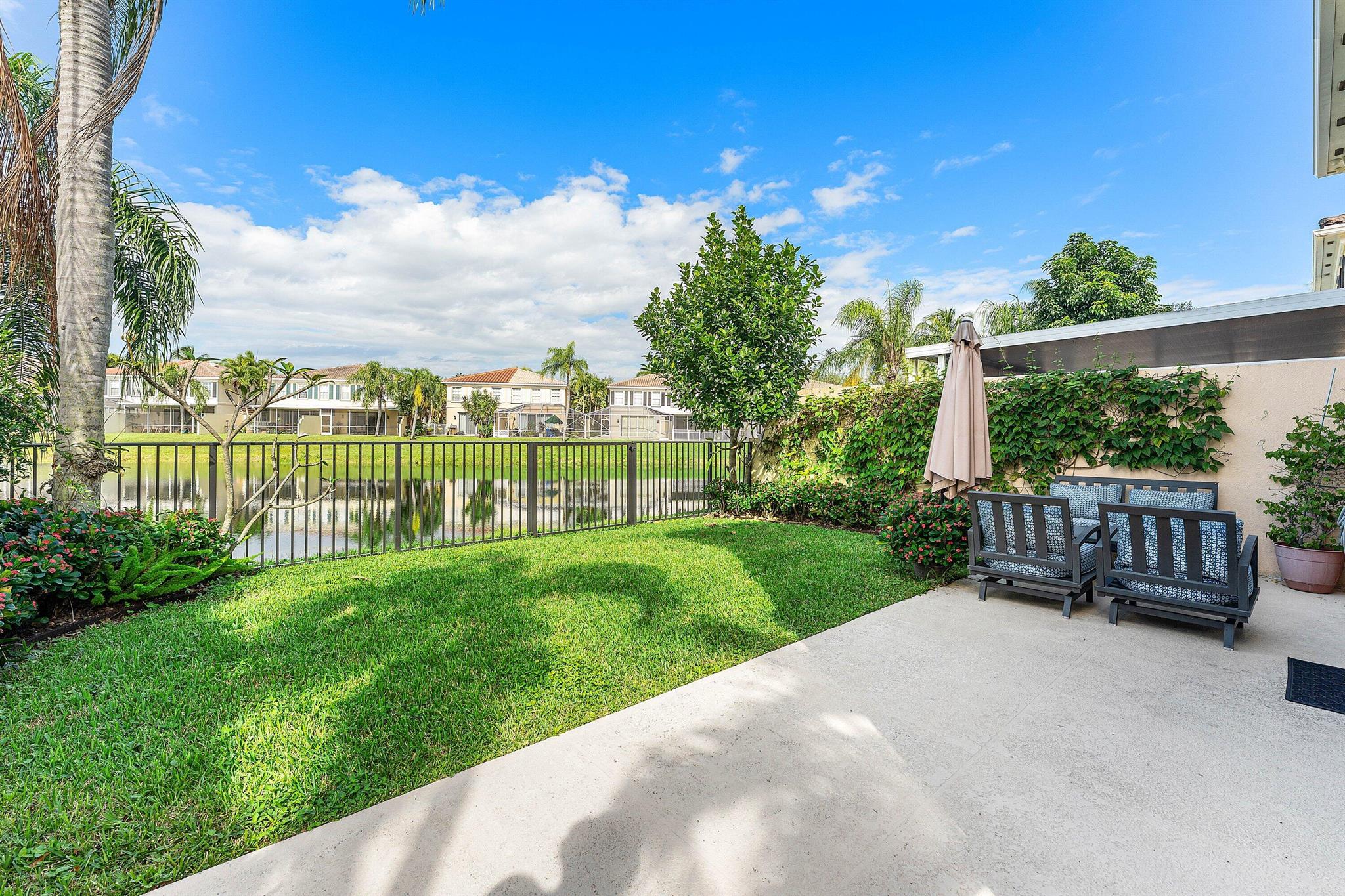 RIVERWALK 6 - Residential Lease