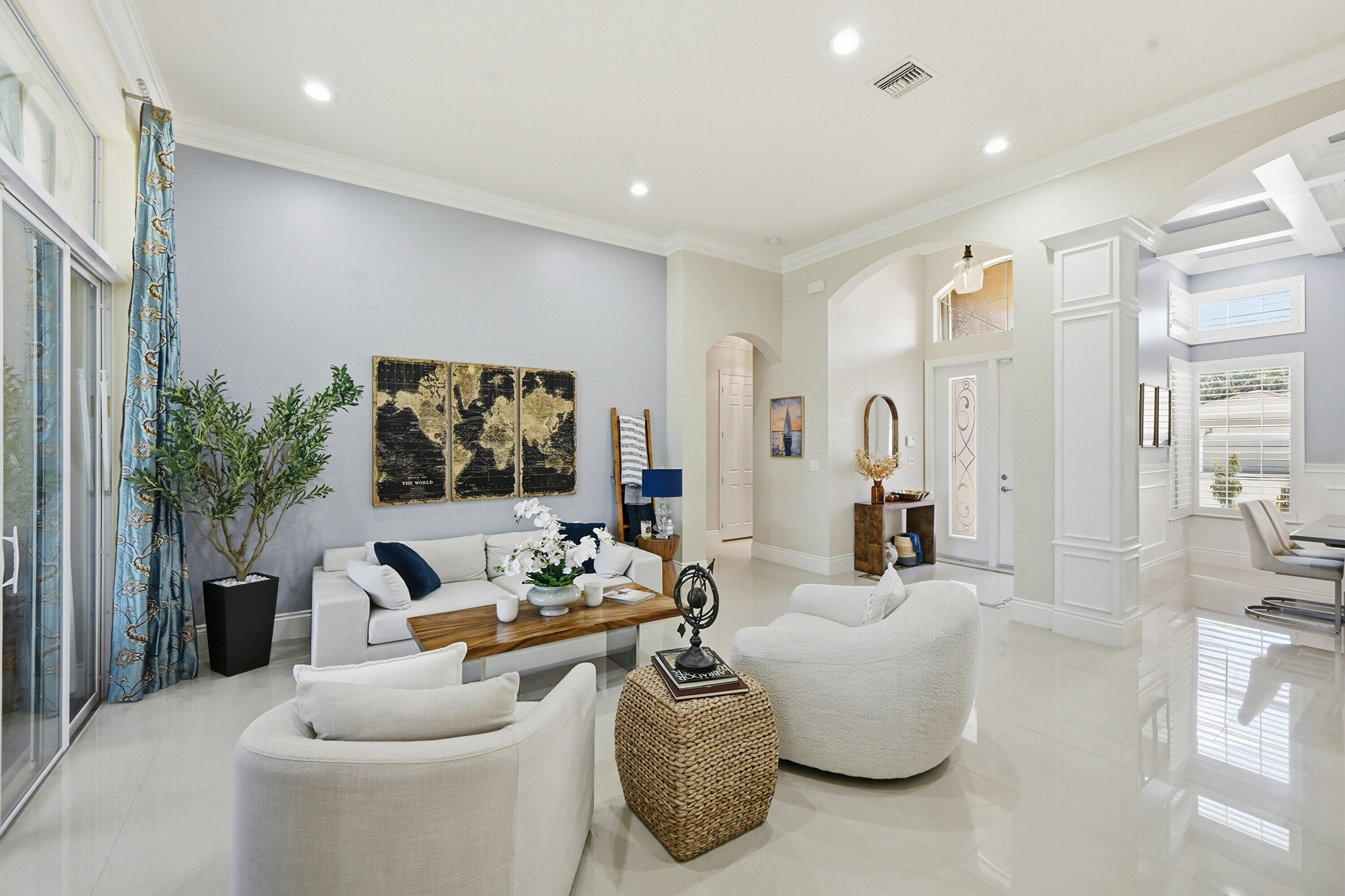 10469 Whitewind Circle