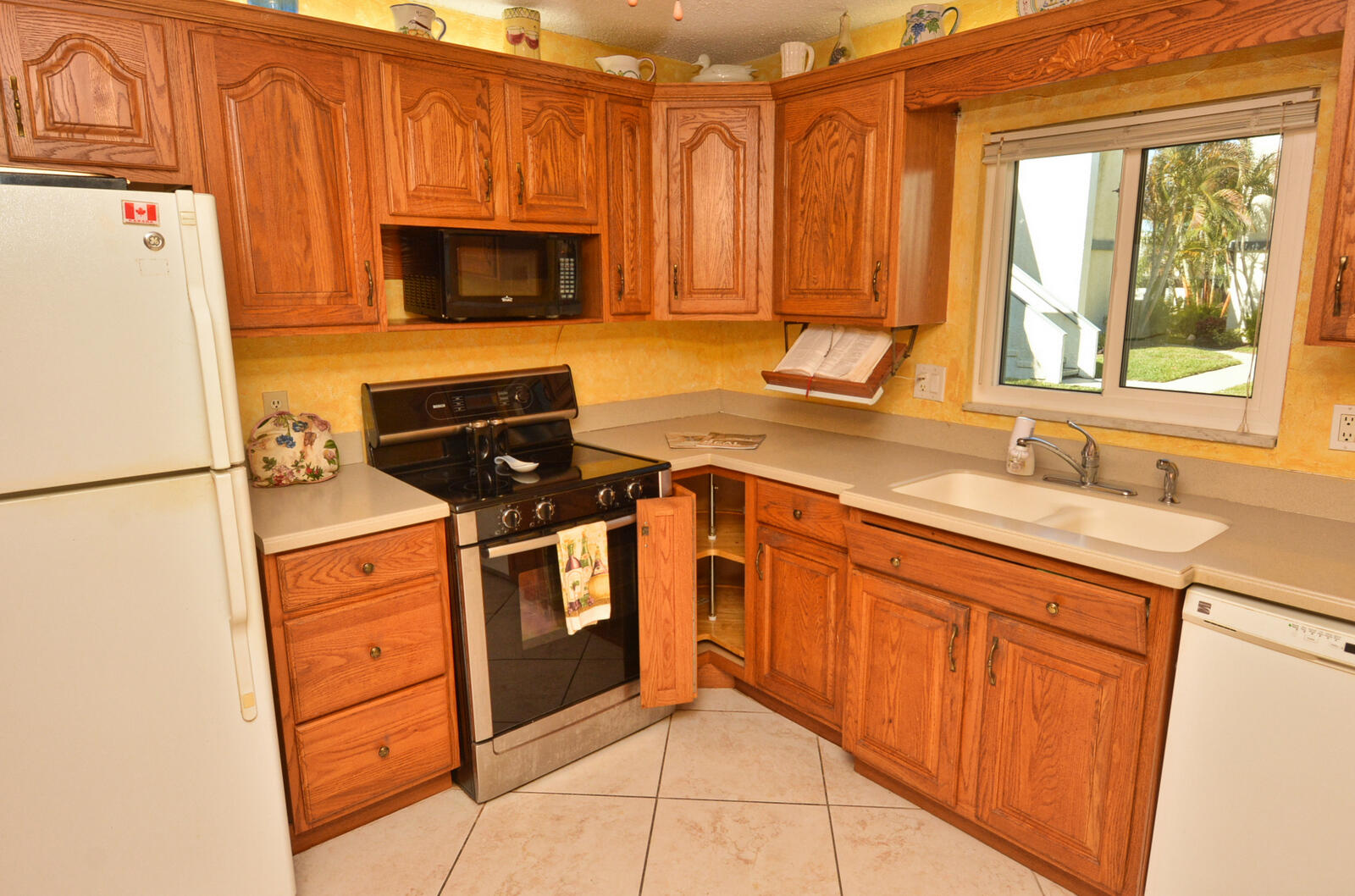 BEACON 21 CONDO - Residential