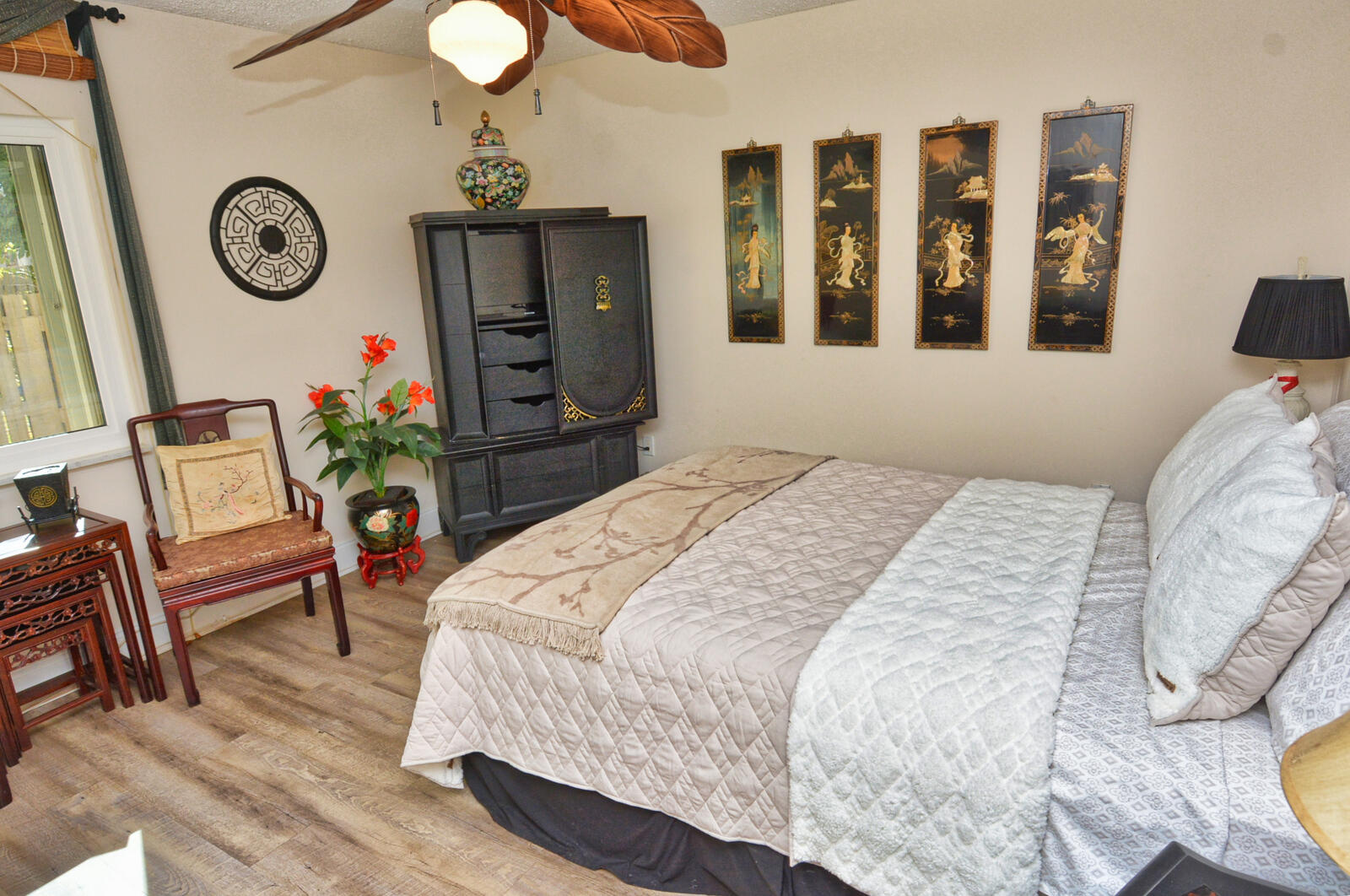 BEACON 21 CONDO - Residential