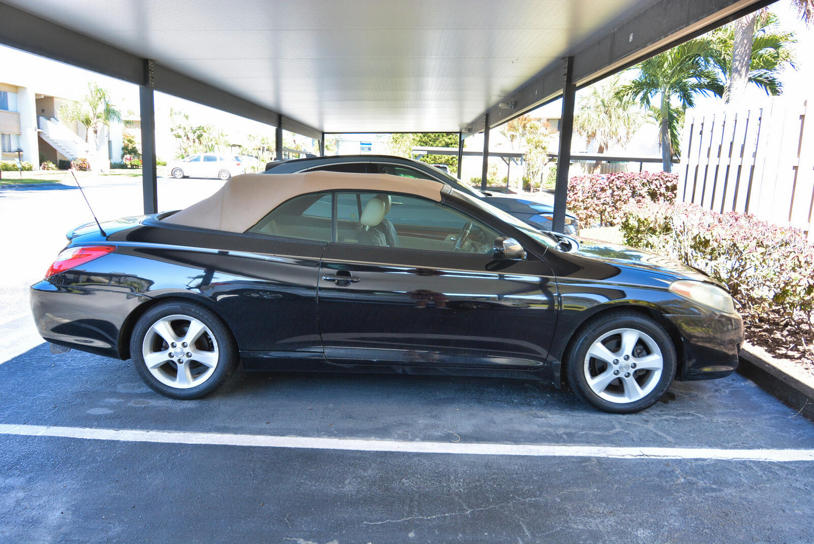 BEACON 21 CONDO - Residential