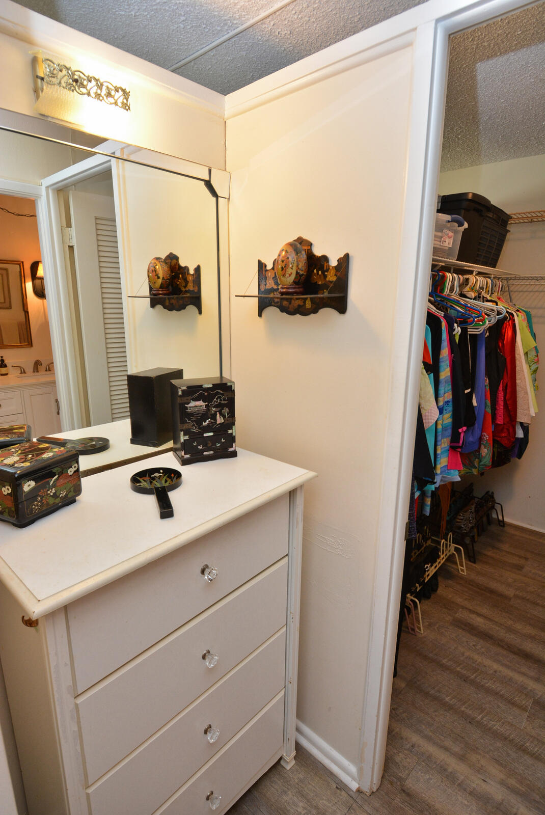 BEACON 21 CONDO - Residential