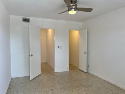 Tiny photo for 270 NE 40th Street NE #26, Oakland Park, FL 33334 (MLS # B26041493)