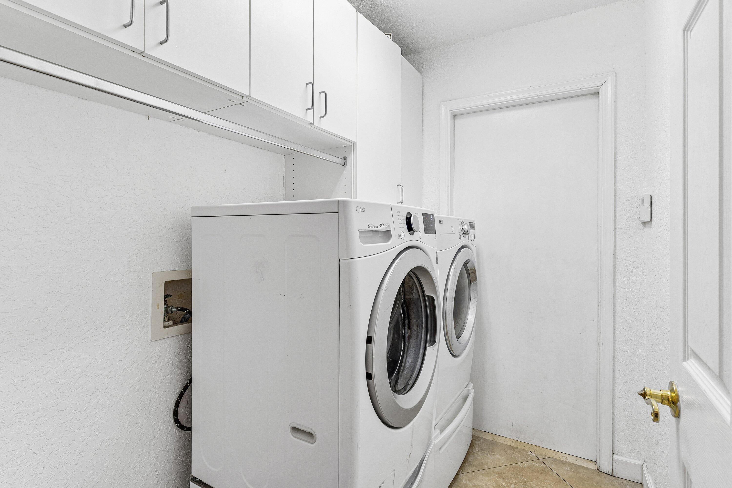 COQUINA LAKES - Residential