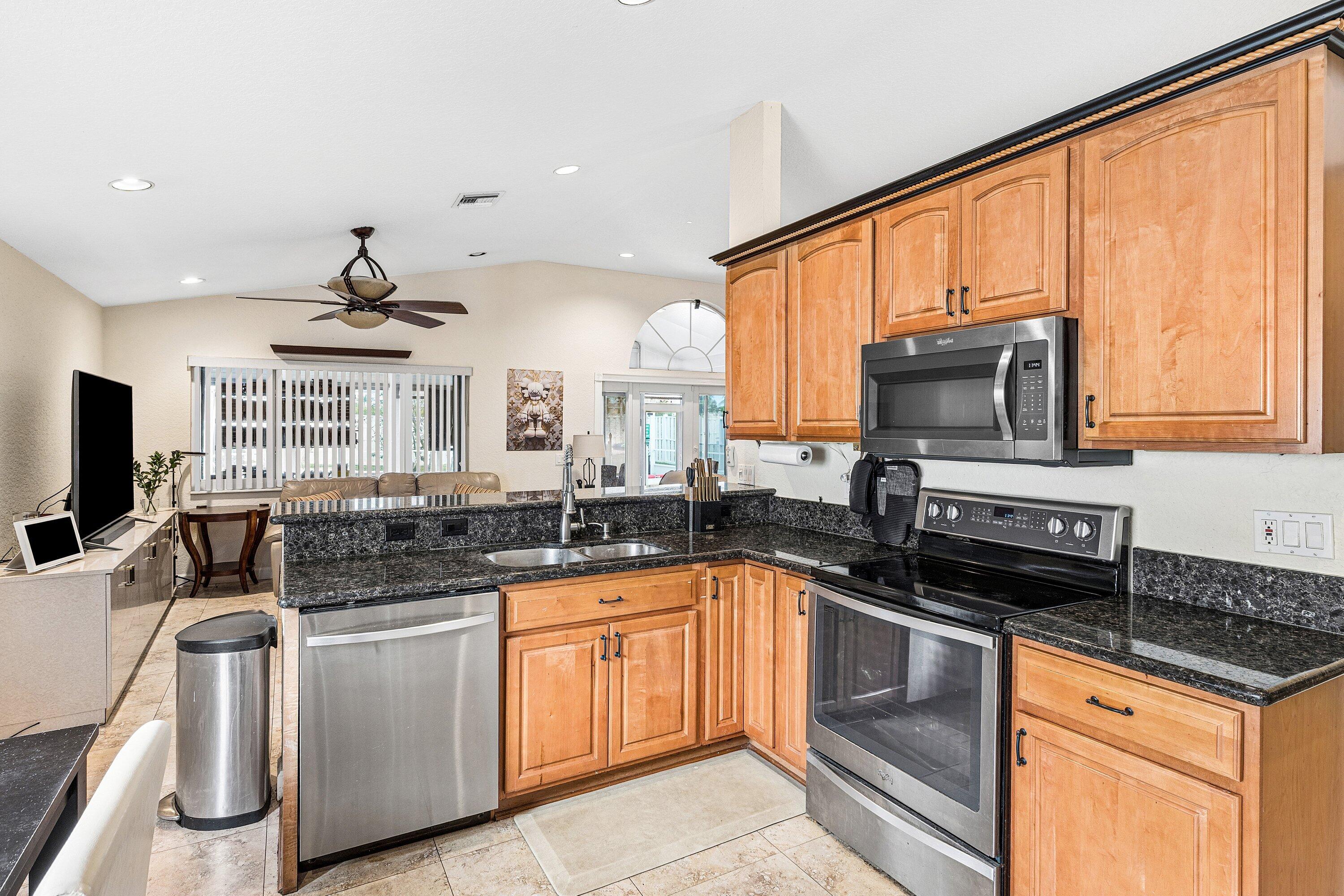 COQUINA LAKES - Residential