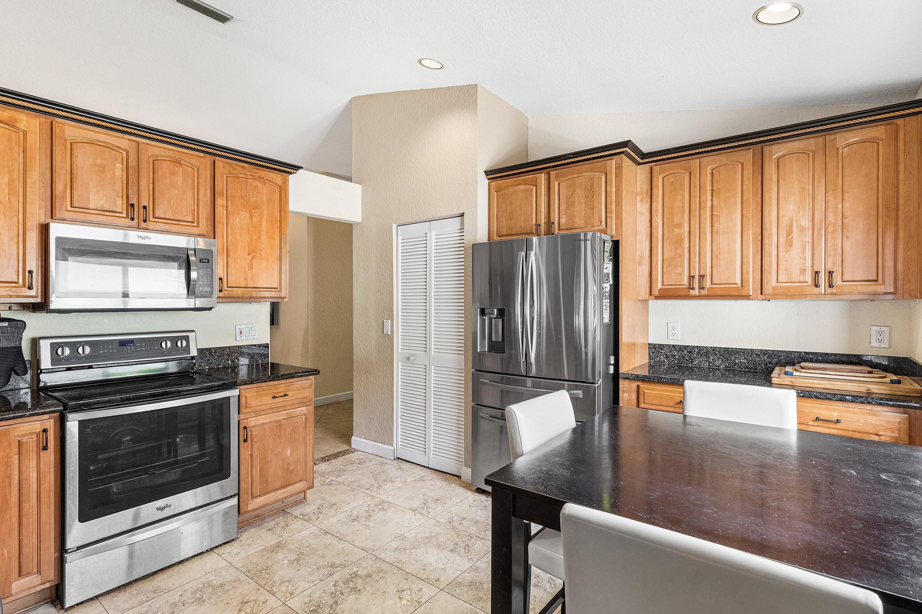 COQUINA LAKES - Residential