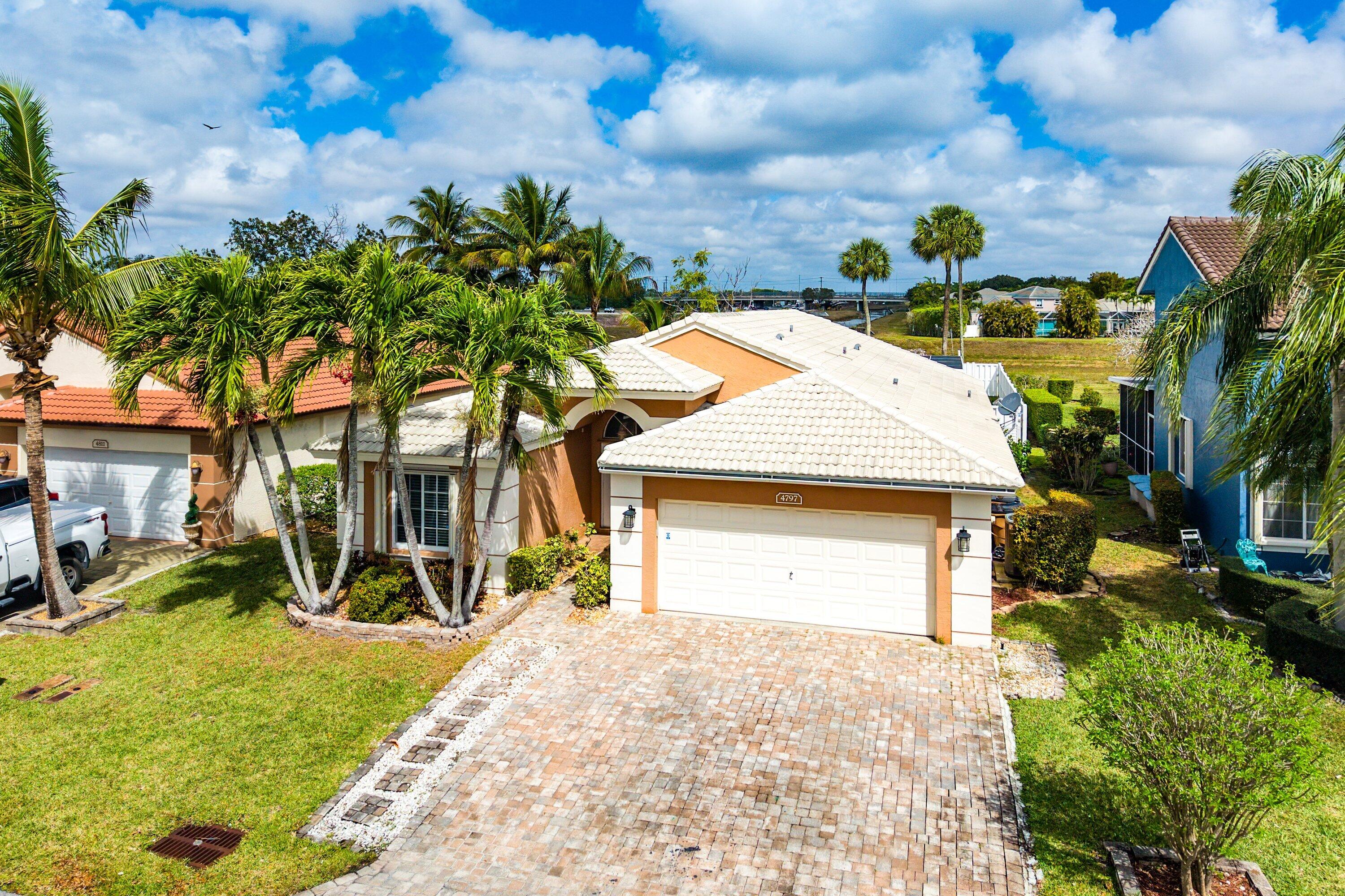 COQUINA LAKES - Residential
