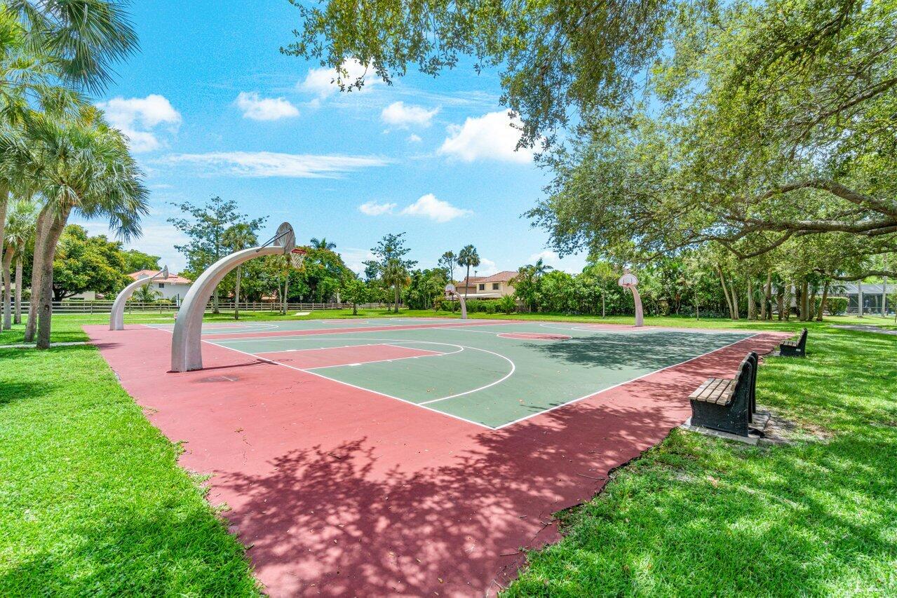 COQUINA LAKES - Residential