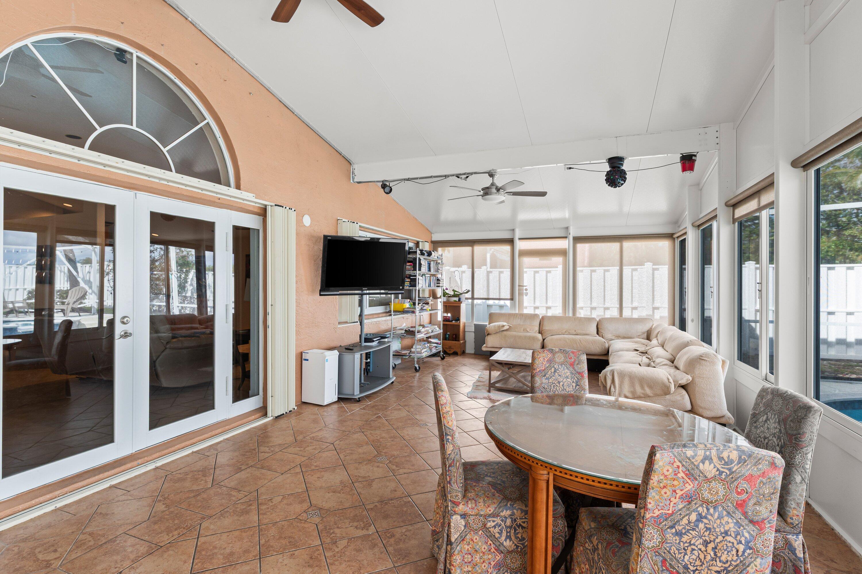 COQUINA LAKES - Residential