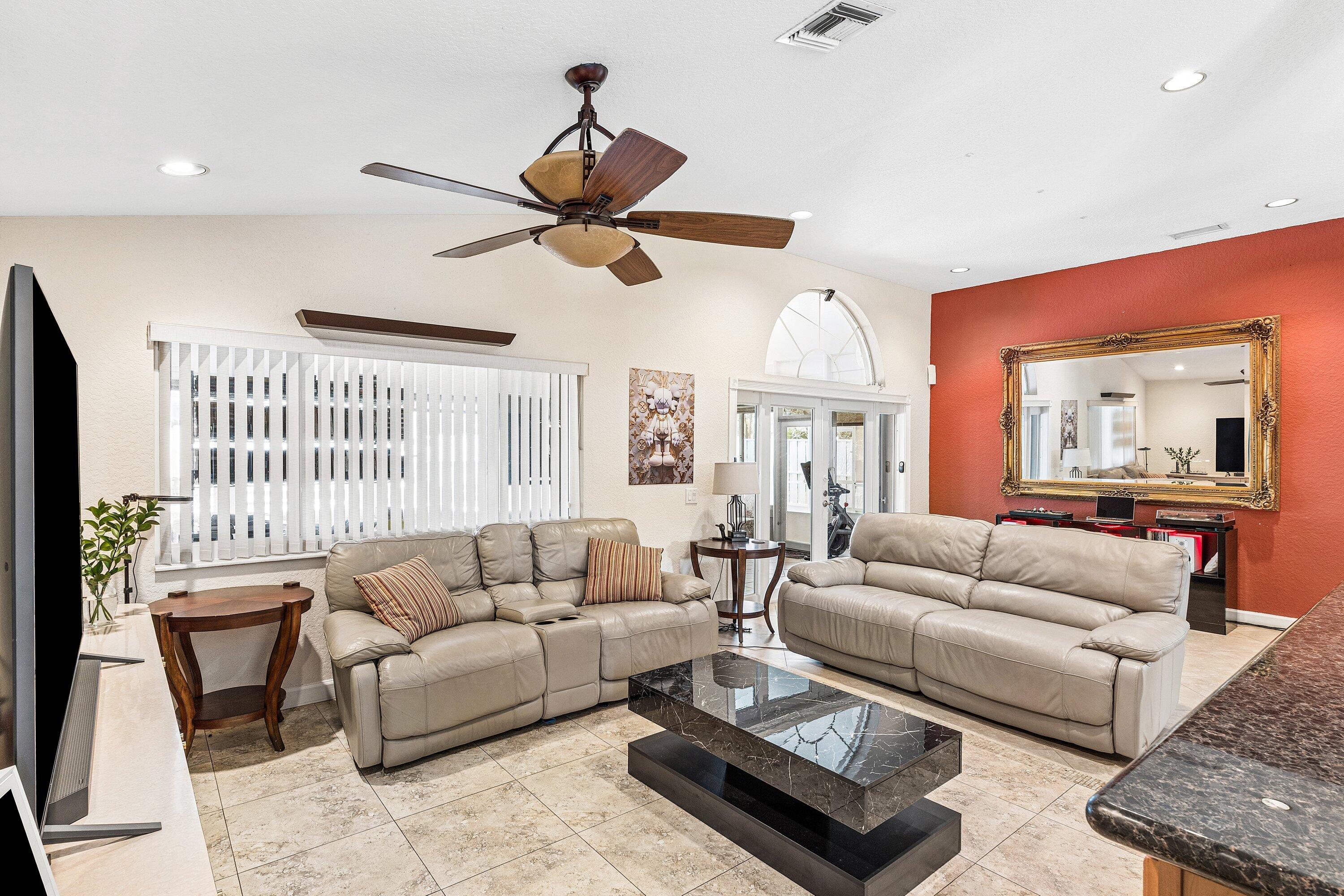 COQUINA LAKES - Residential