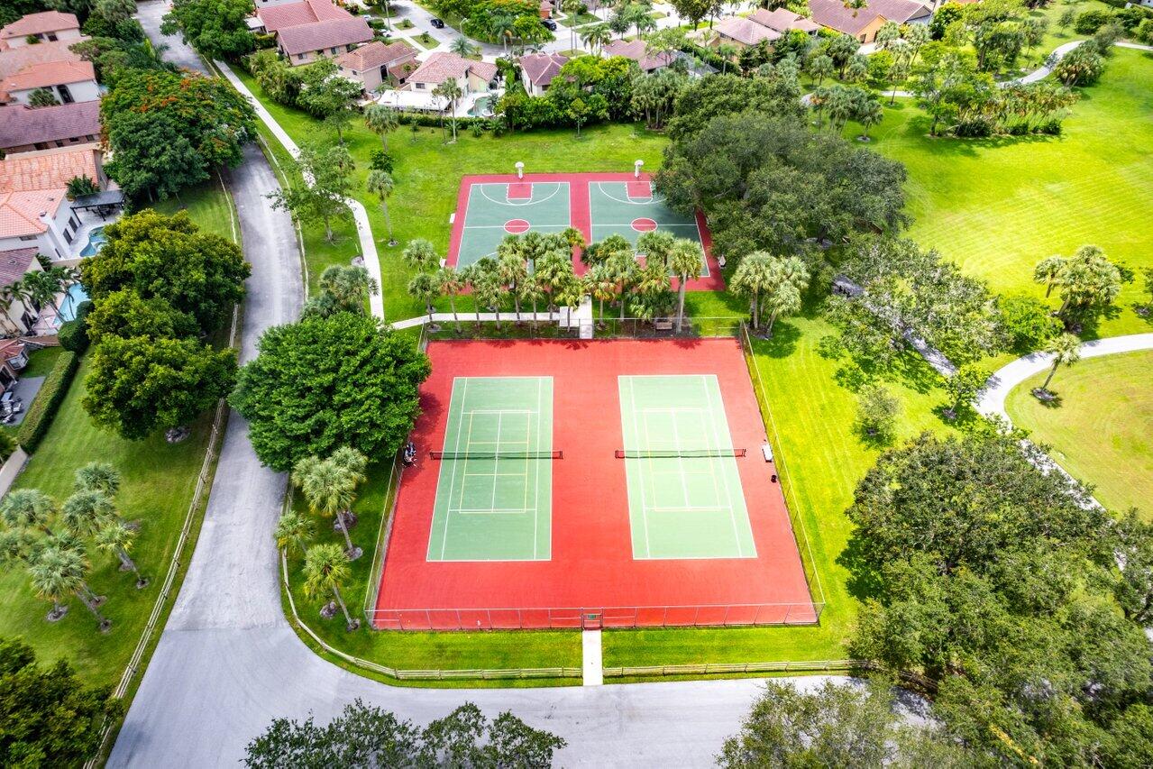 COQUINA LAKES - Residential