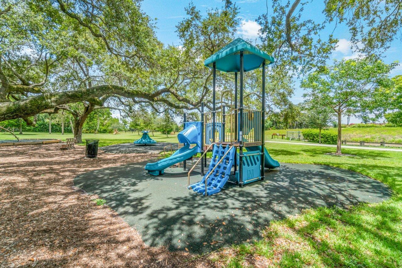 COQUINA LAKES - Residential