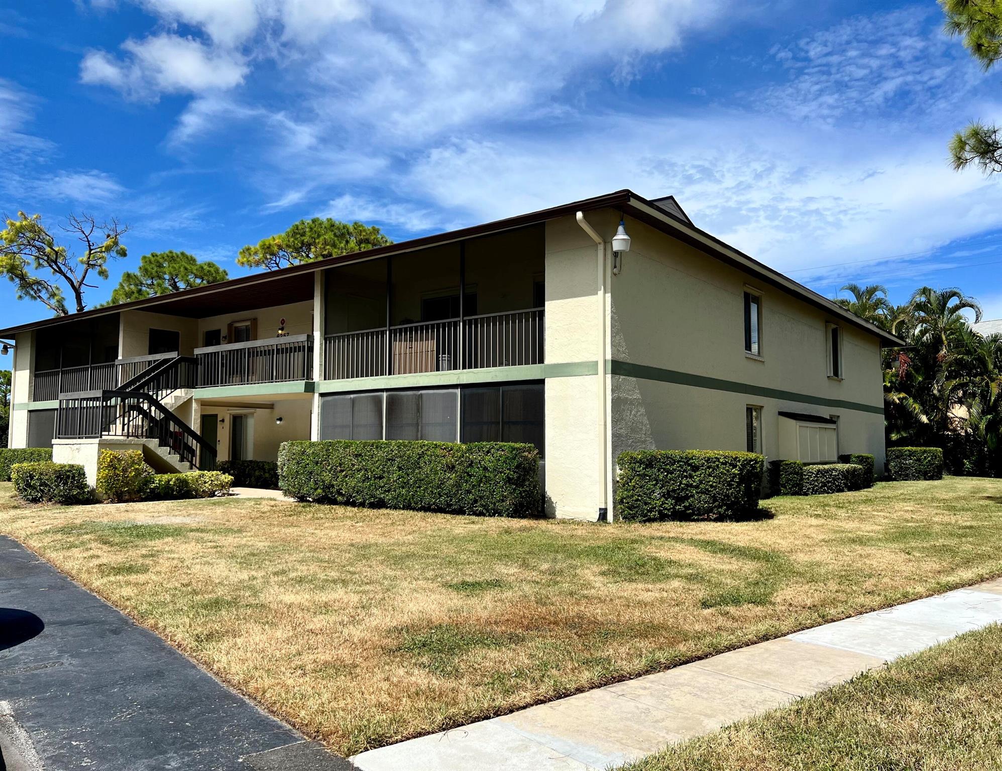 CHASEWOOD OF JUPITER COND - Residential
