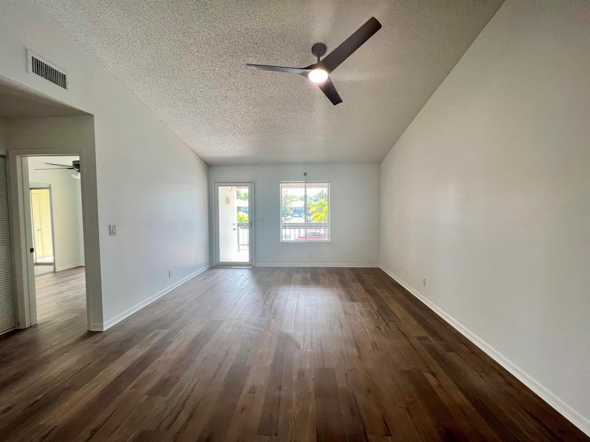 CHASEWOOD OF JUPITER COND - Residential