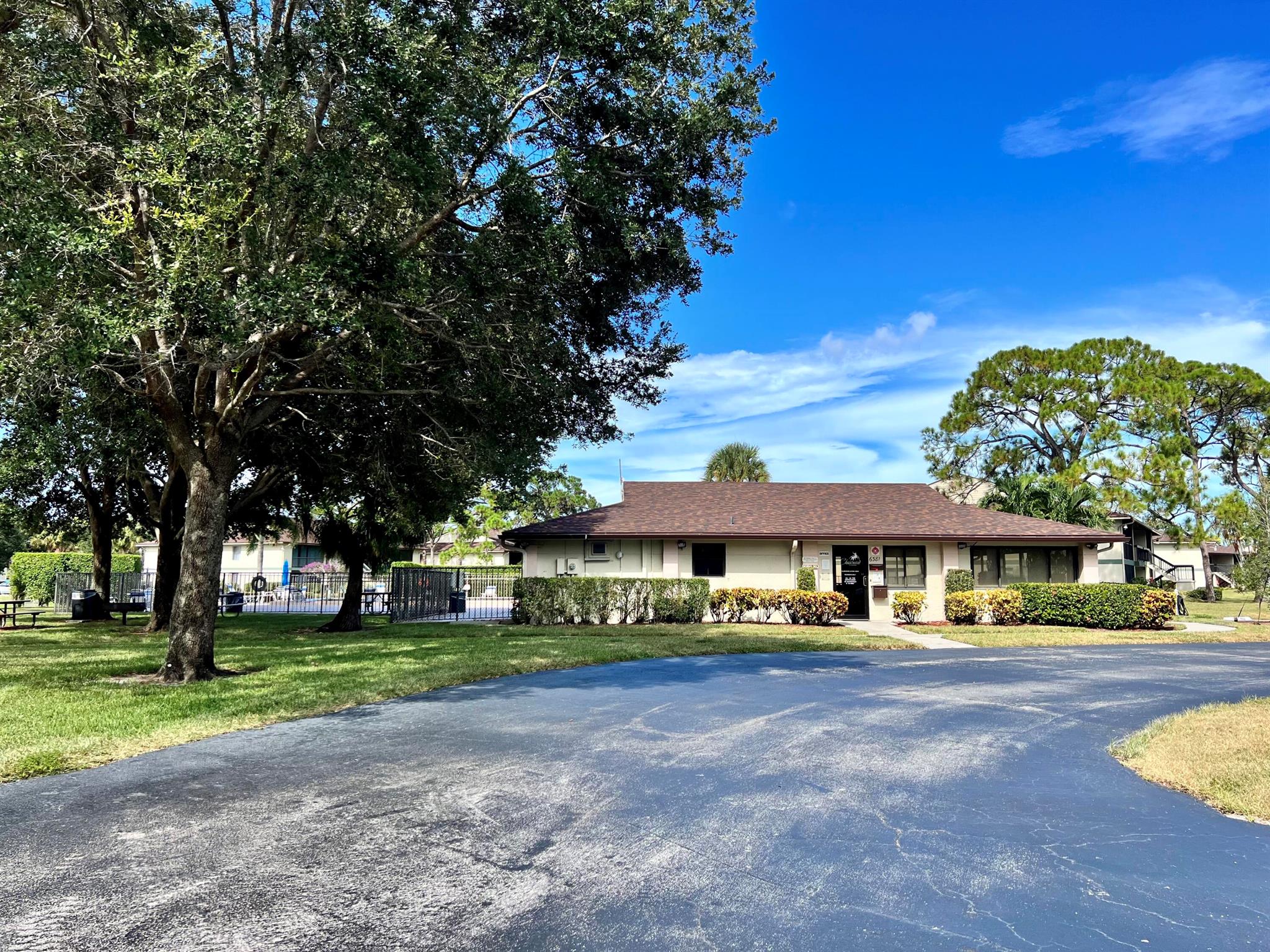 CHASEWOOD OF JUPITER COND - Residential