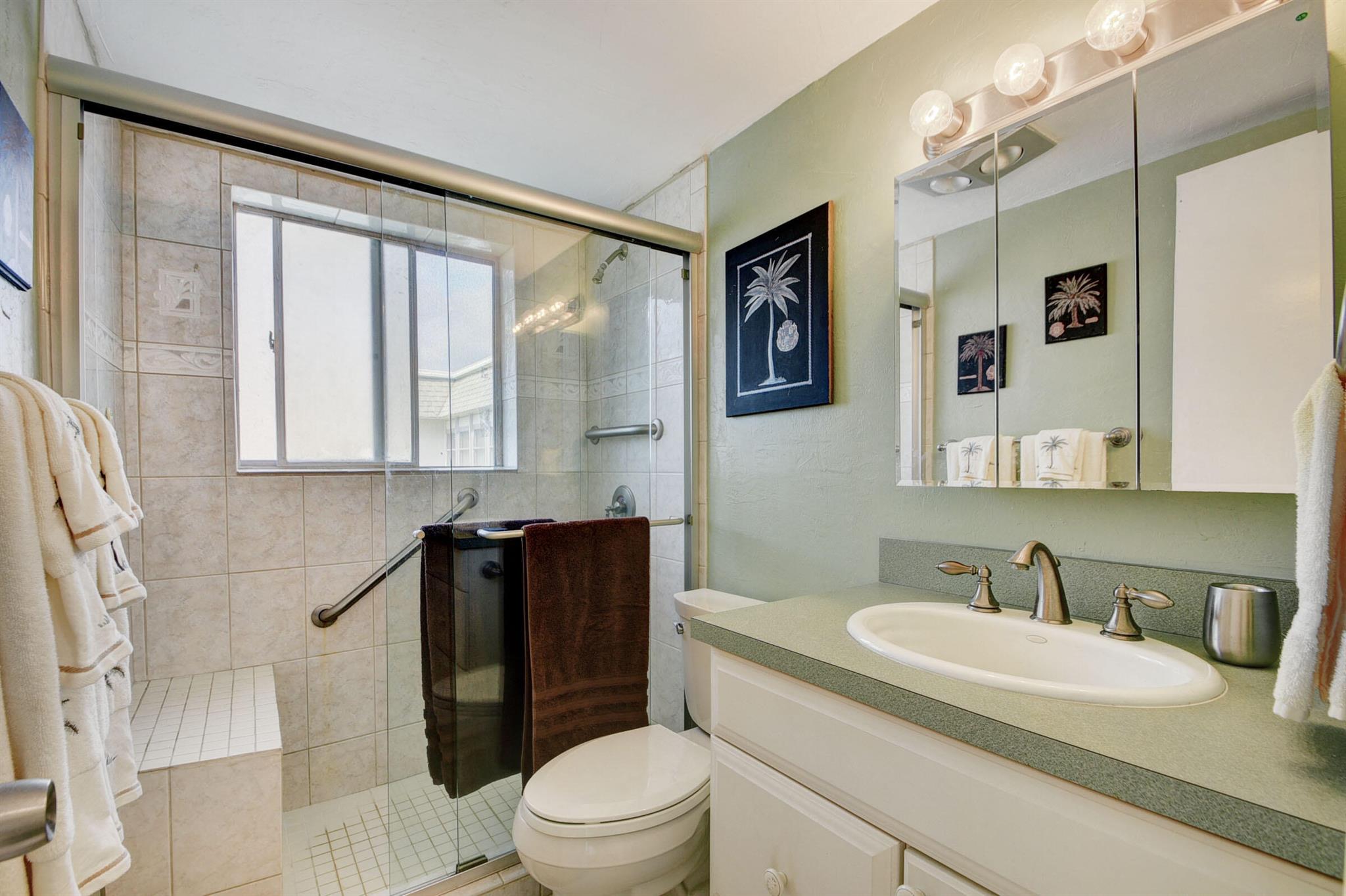 MURRY HILLS APT BLDG CONDO - Residential