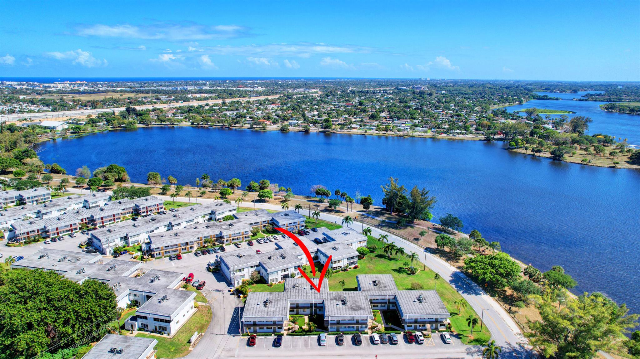 MURRY HILLS APT BLDG CONDO - Residential