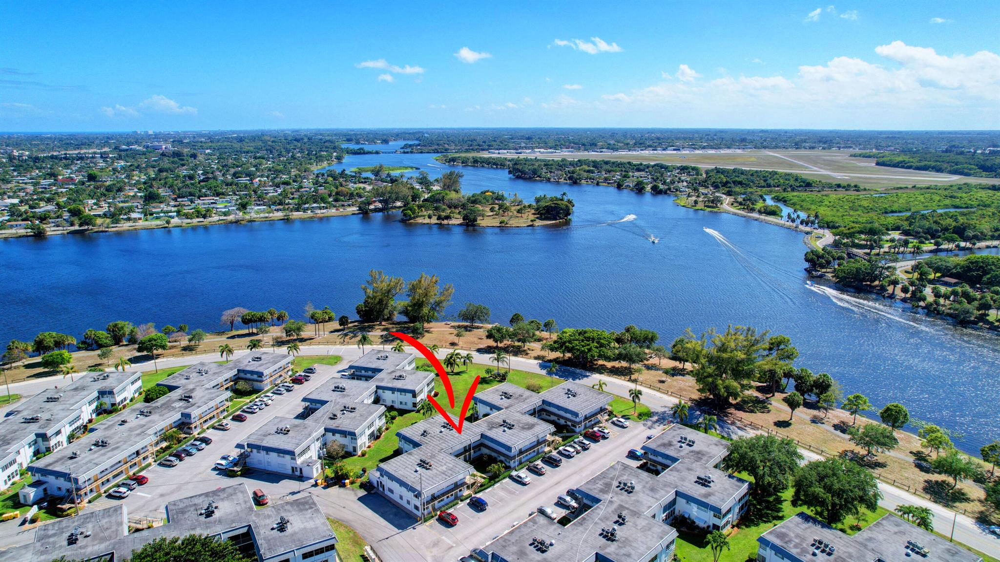 MURRY HILLS APT BLDG CONDO - Residential