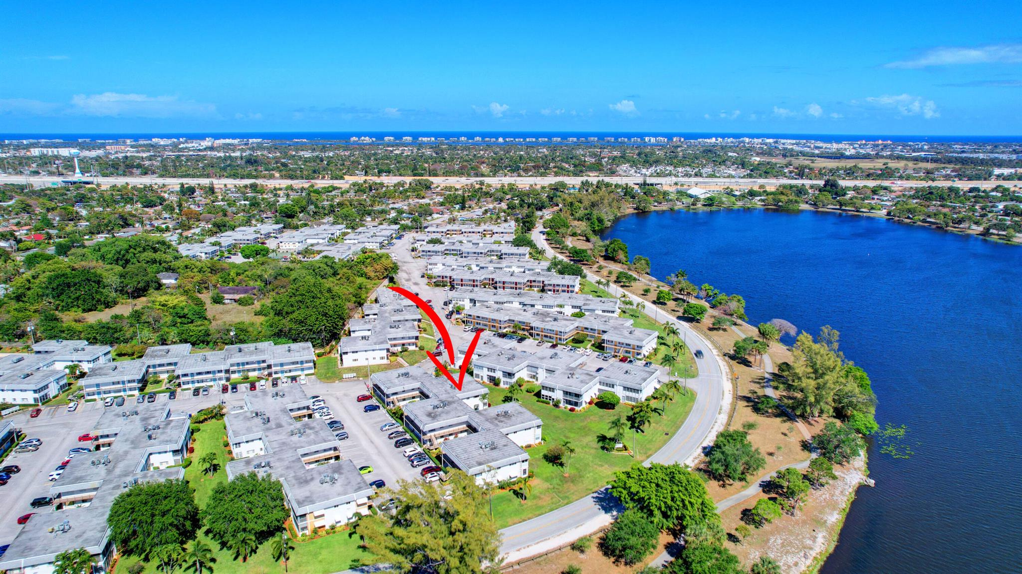 MURRY HILLS APT BLDG CONDO - Residential