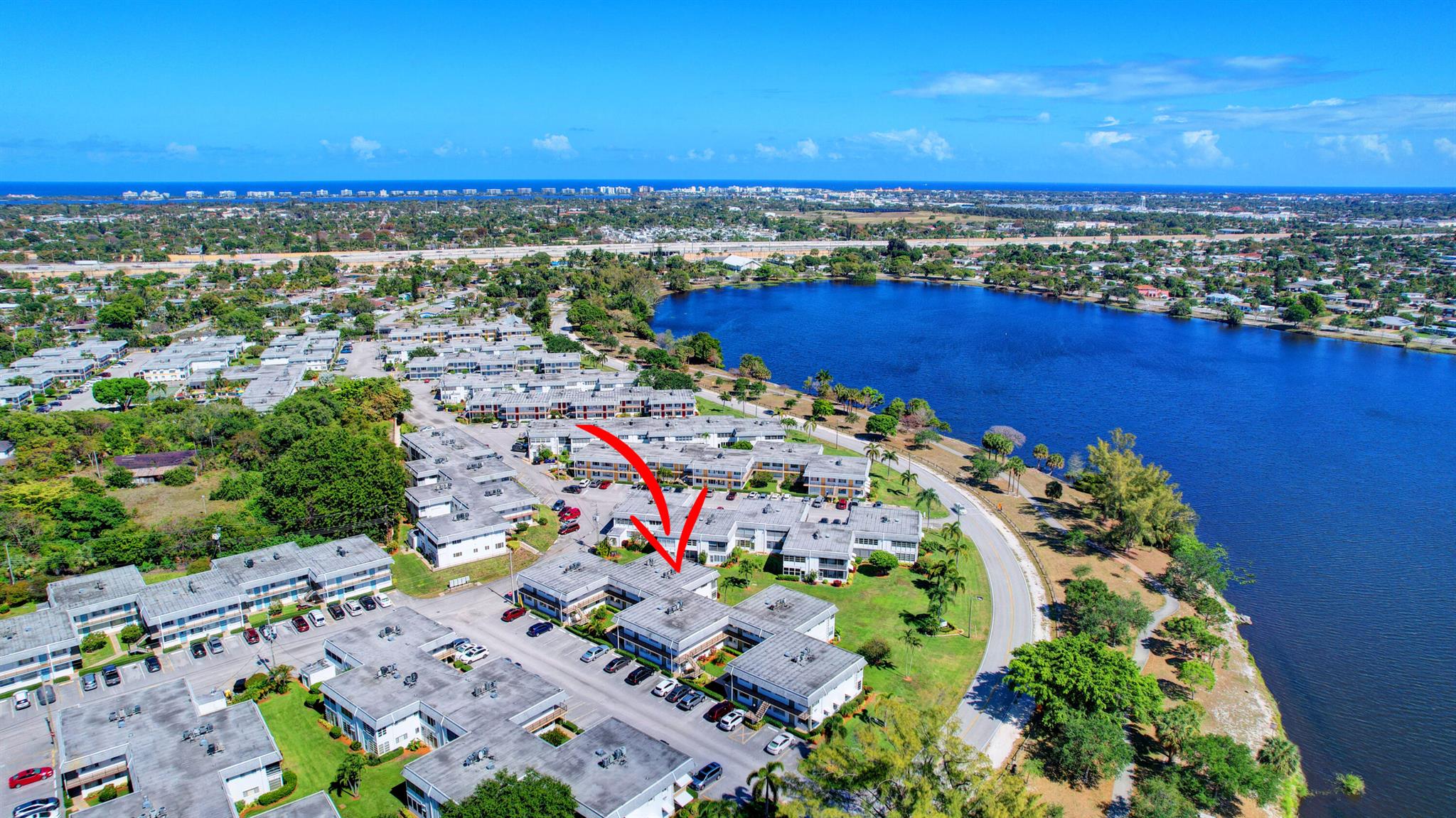 MURRY HILLS APT BLDG CONDO - Residential