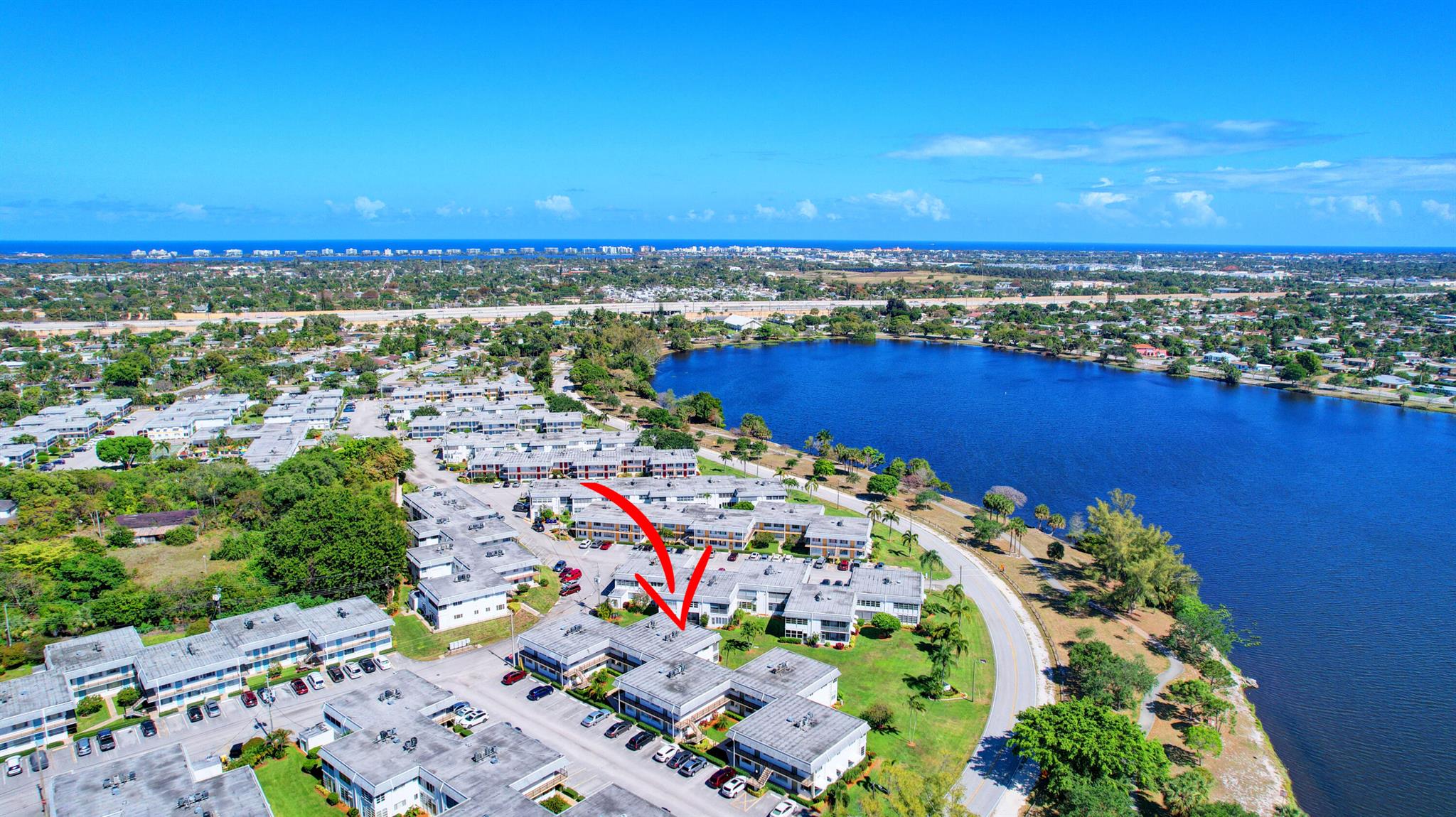 MURRY HILLS APT BLDG CONDO - Residential