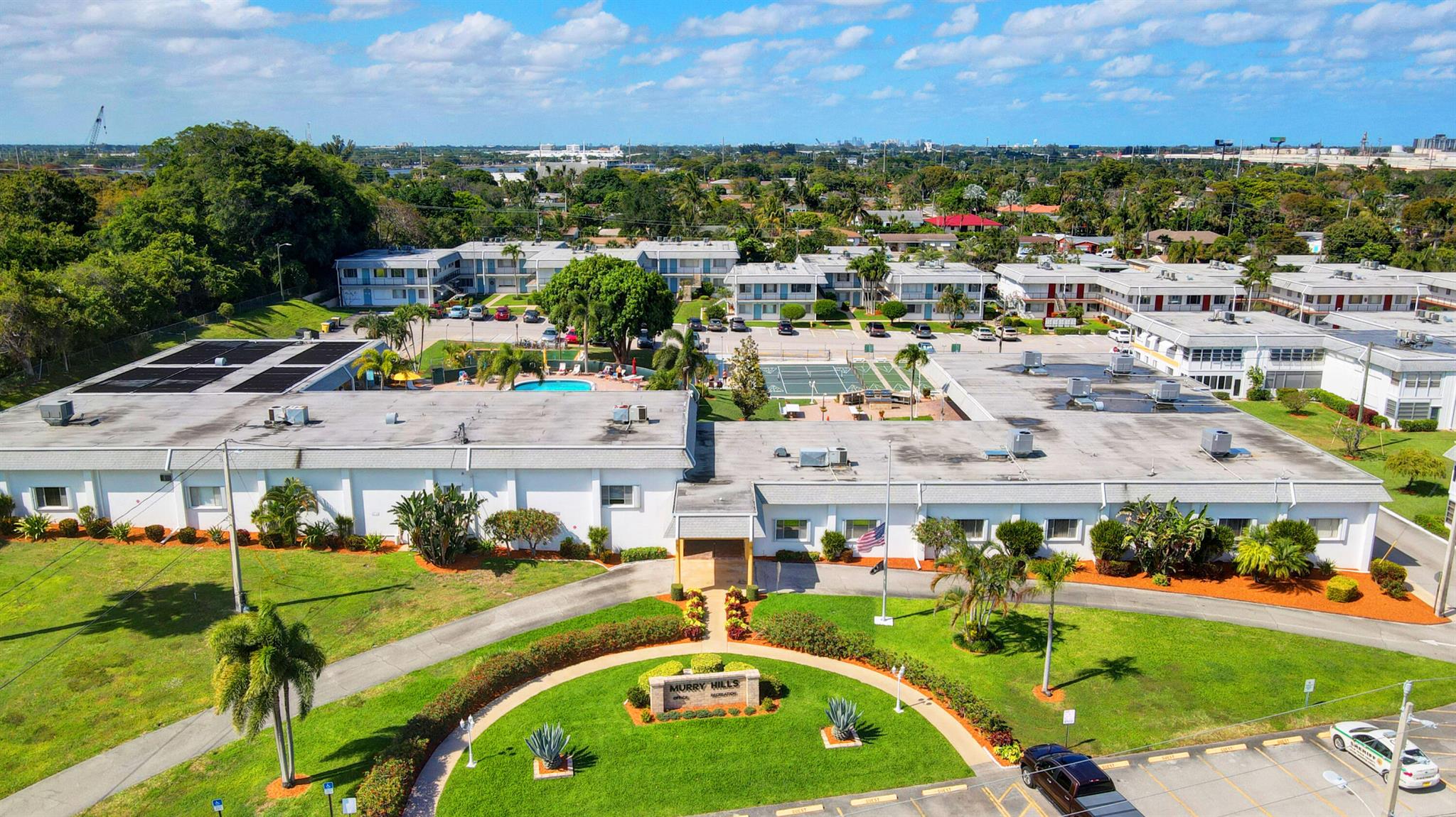 MURRY HILLS APT BLDG CONDO - Residential