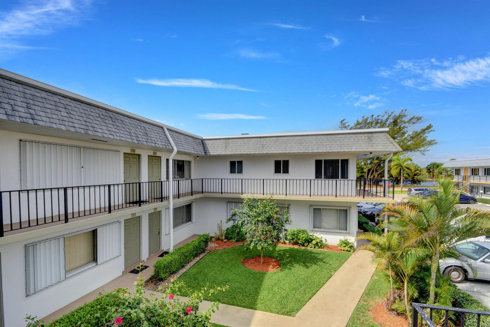 MURRY HILLS APT BLDG CONDO - Residential