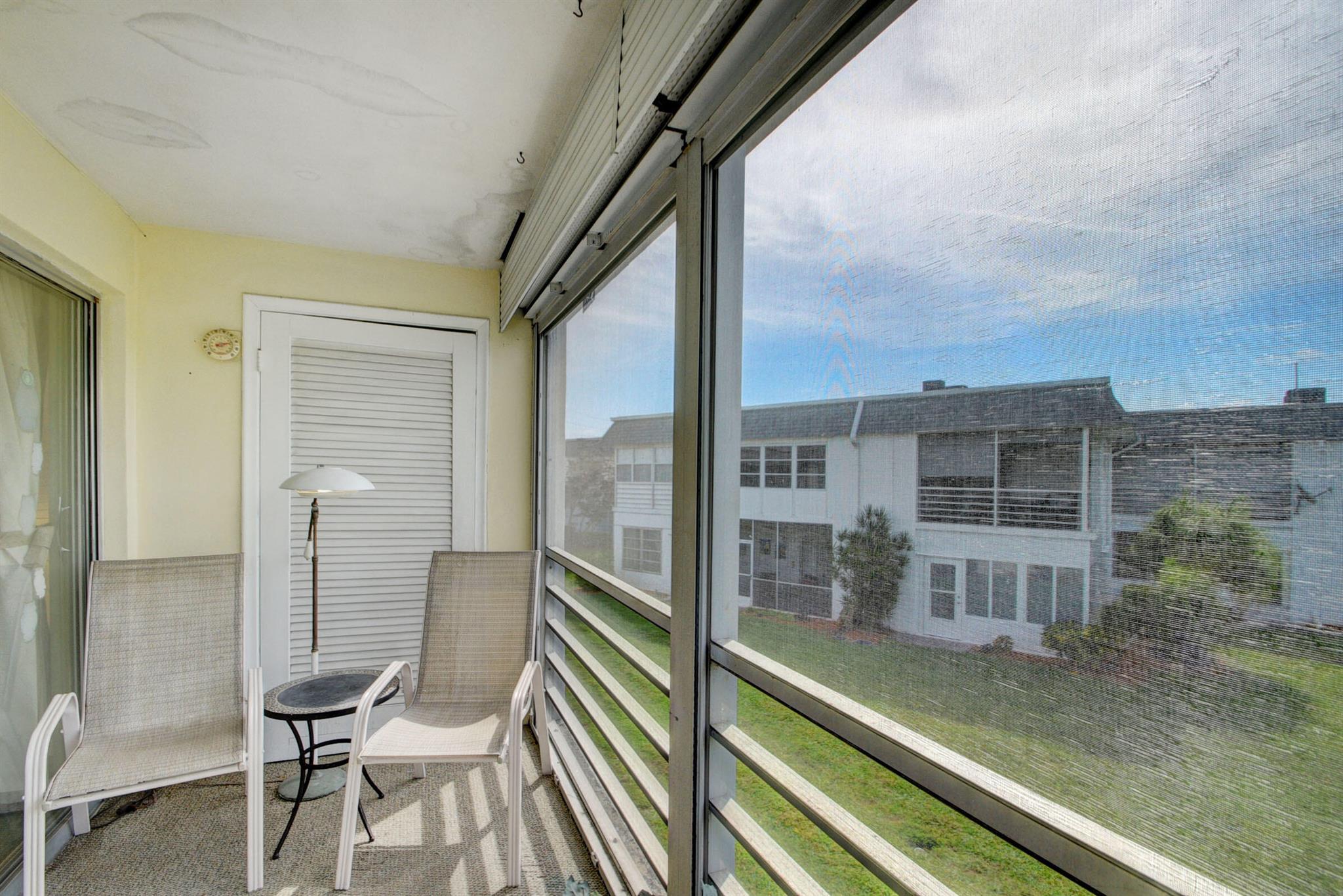 MURRY HILLS APT BLDG CONDO - Residential