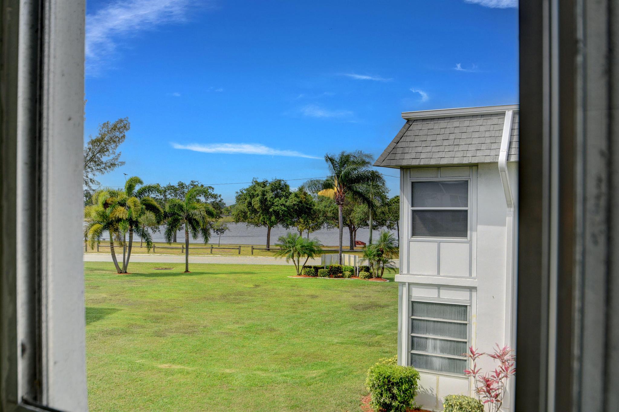 MURRY HILLS APT BLDG CONDO - Residential