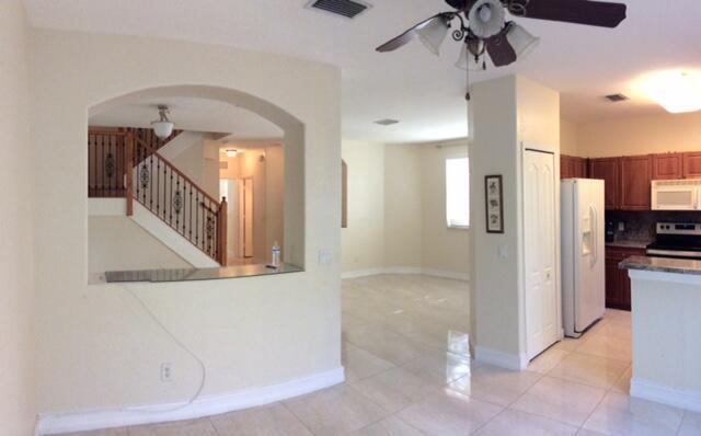 SHOMA VILLAS I AT ROYAL P - Residential Lease