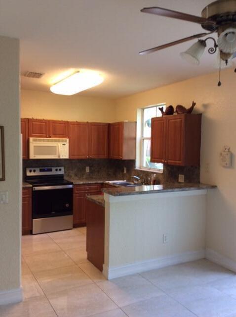 SHOMA VILLAS I AT ROYAL P - Residential Lease