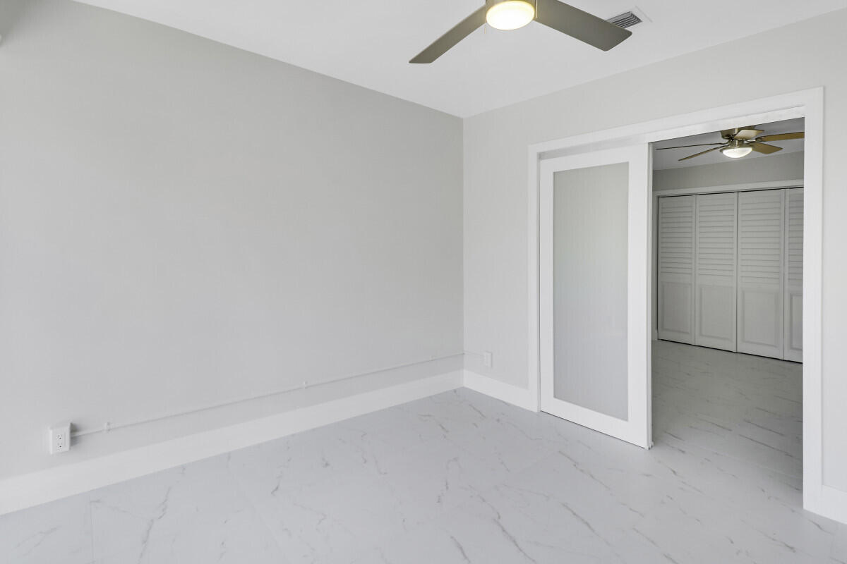 WHISPER WALK SEC C CONDO - Residential
