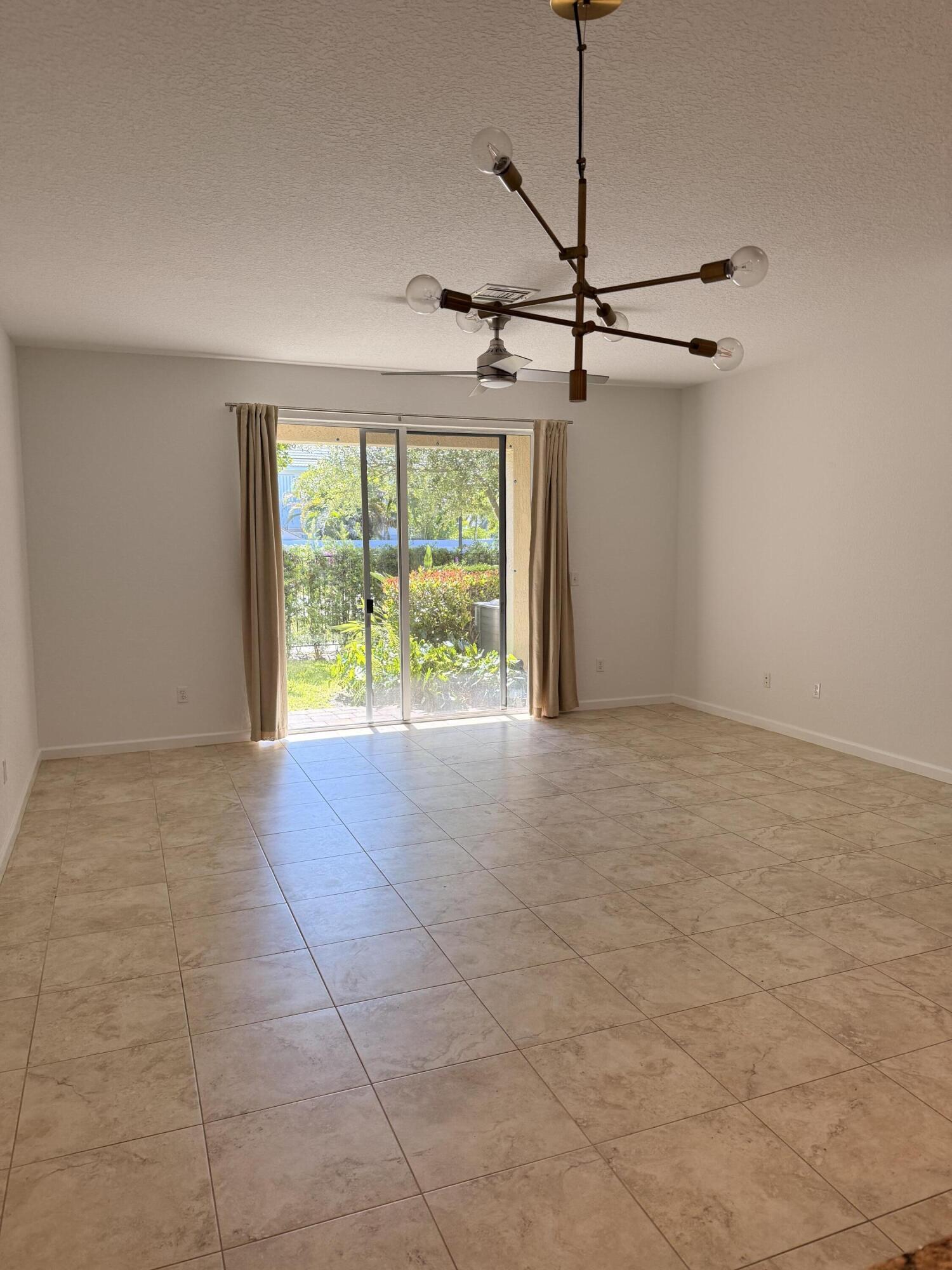 358 SE 1st Way