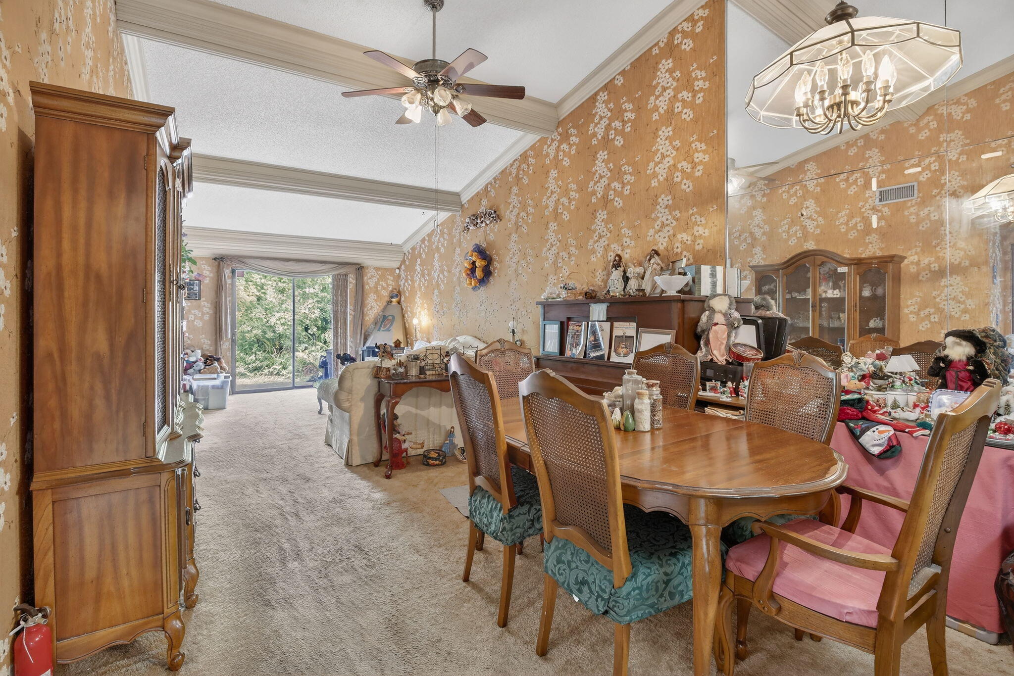 SPRINGTREE LAKES - Residential