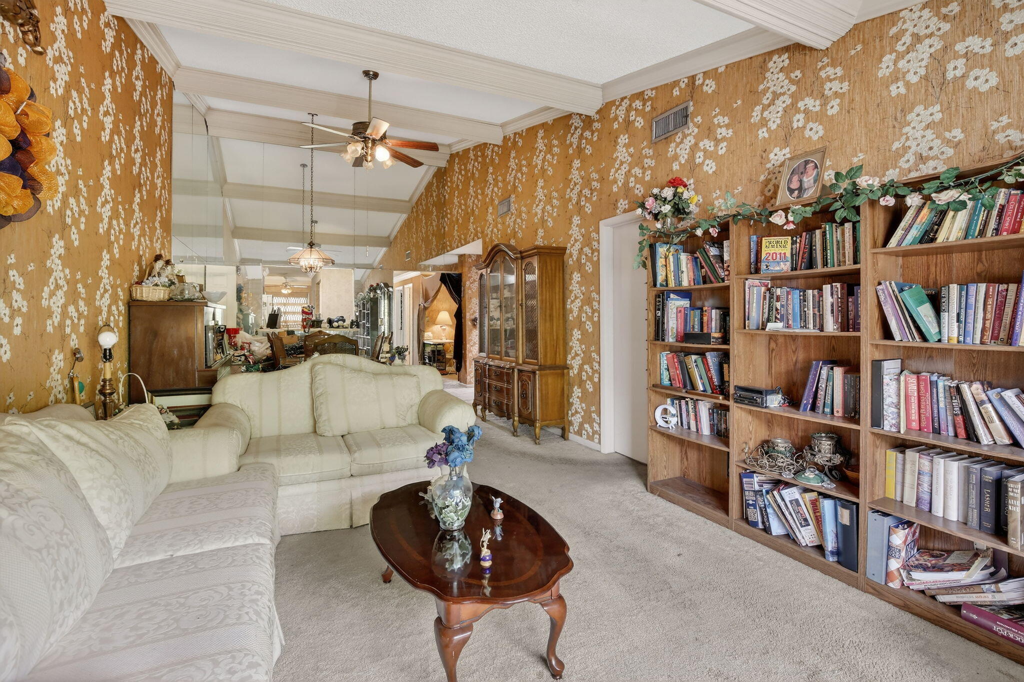 SPRINGTREE LAKES - Residential