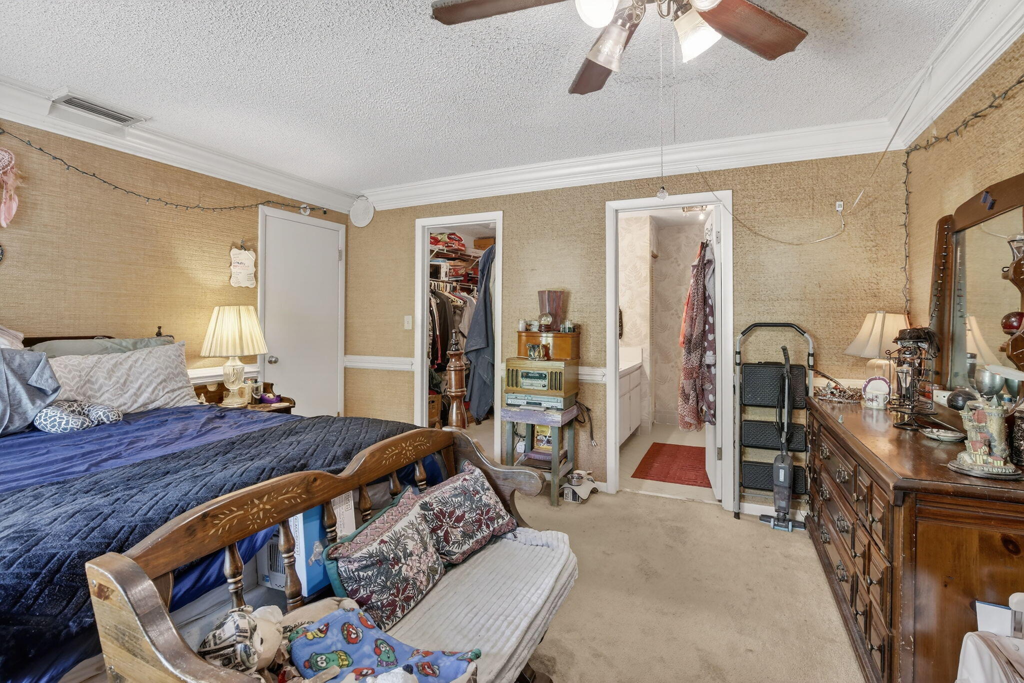 SPRINGTREE LAKES - Residential