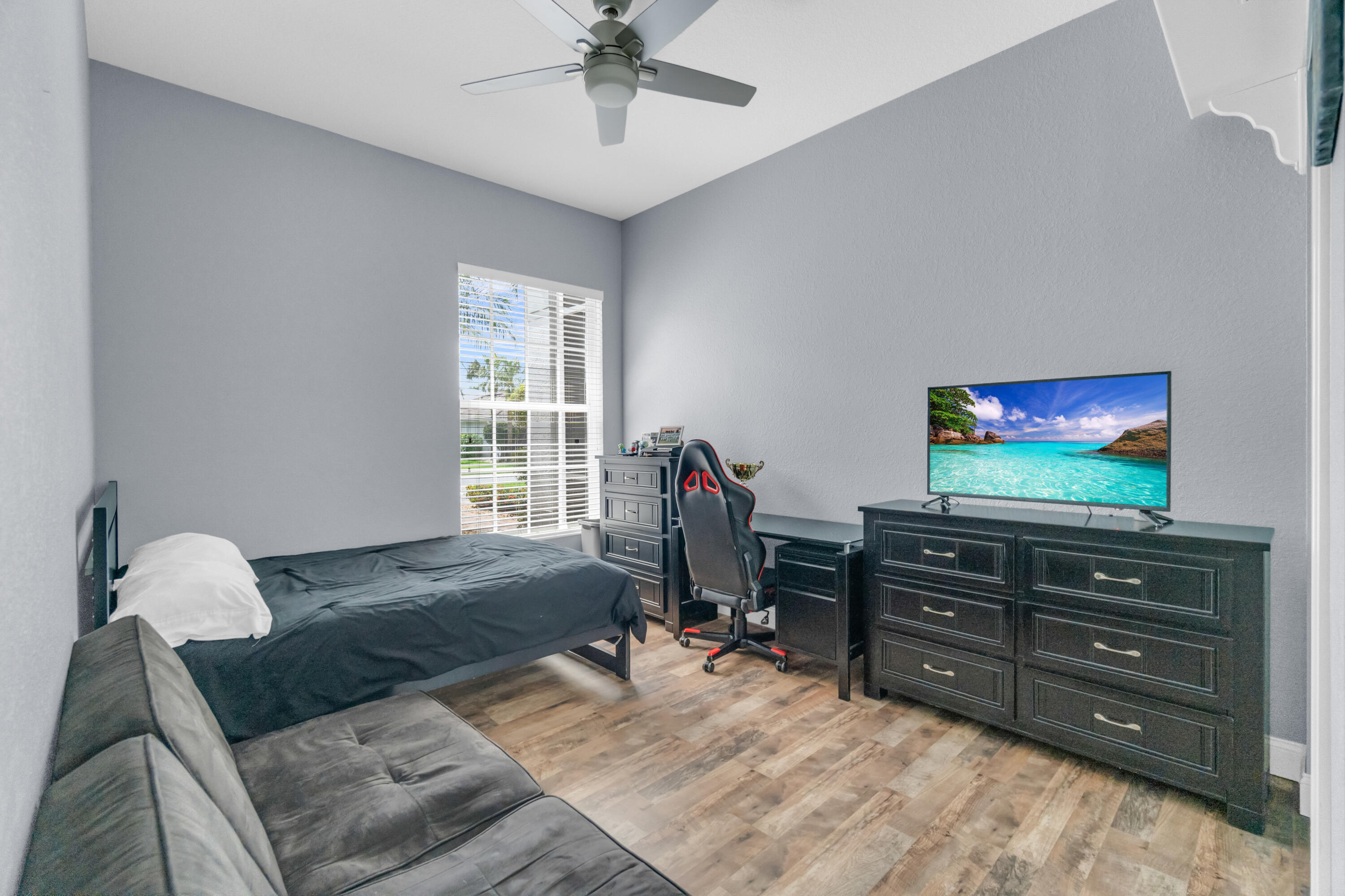 ISLES AT WELLINGTON 2 - Residential