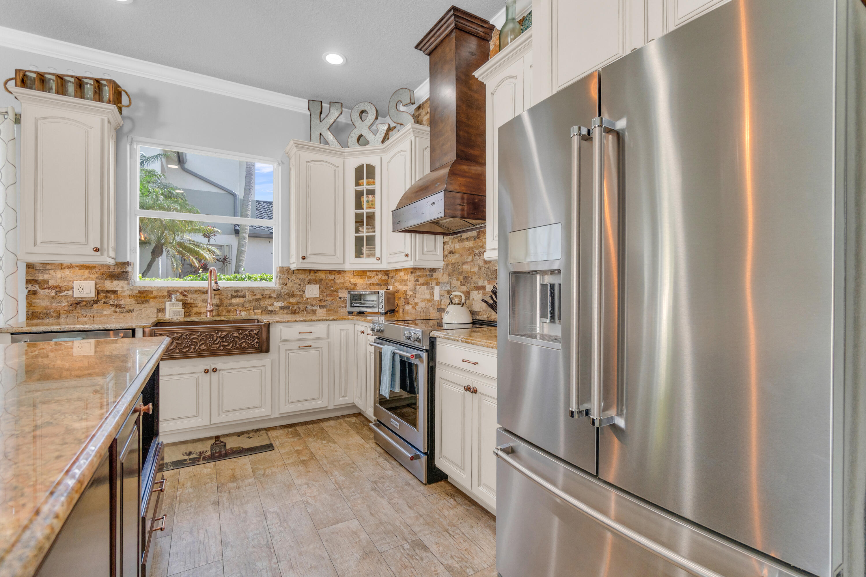 ISLES AT WELLINGTON 2 - Residential