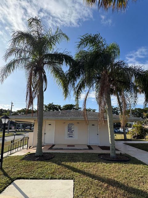 A home in Royal Palm Beach