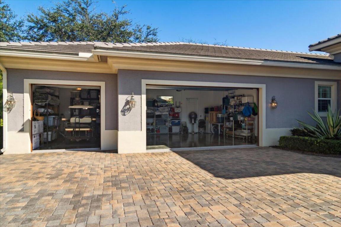 FAIRWAY LANDINGS - Residential