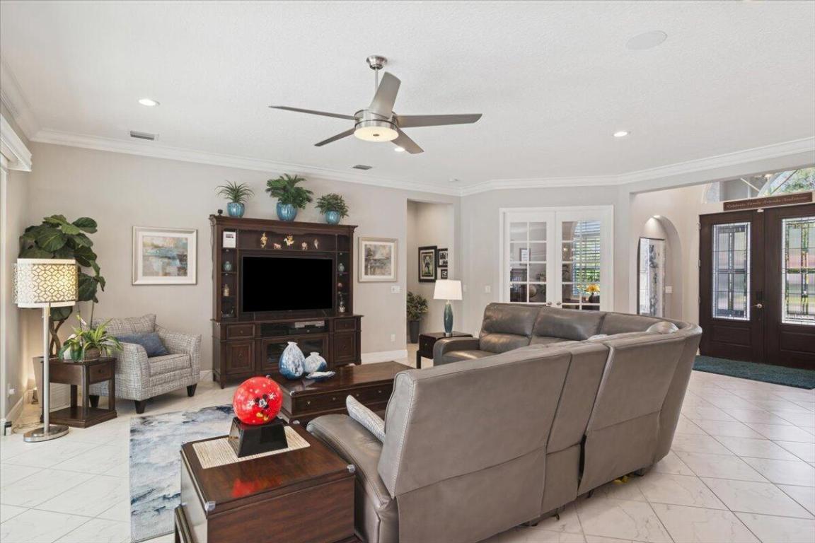 FAIRWAY LANDINGS - Residential