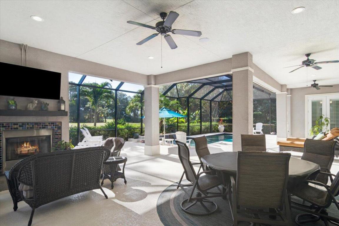 FAIRWAY LANDINGS - Residential