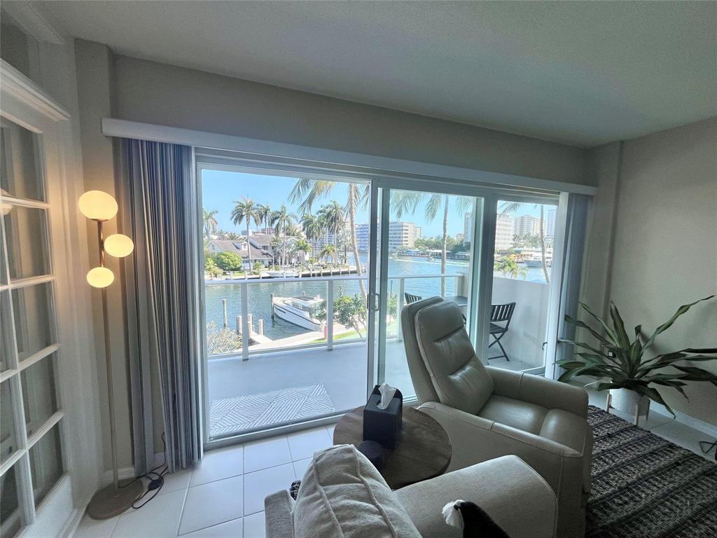 POMPANO YACHT & BEACH CLUB CONDO - Residential Lease