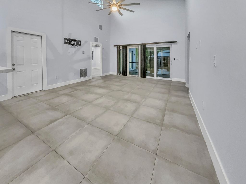 Photo of 1543 SW 32nd Street, Fort Lauderdale, FL 33315 (MLS # R11152511)