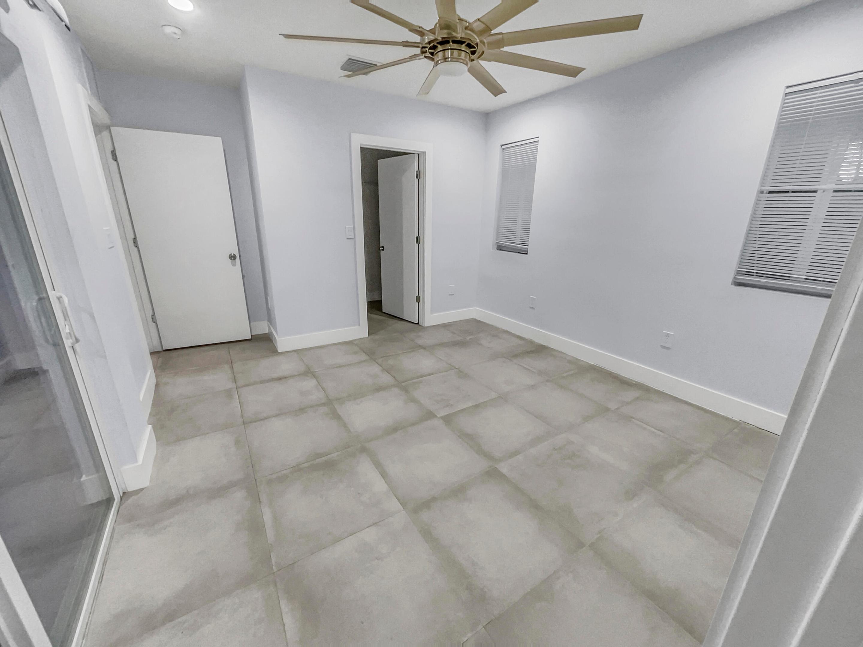 F A BARRETTS SUB OF W1/2 - Residential