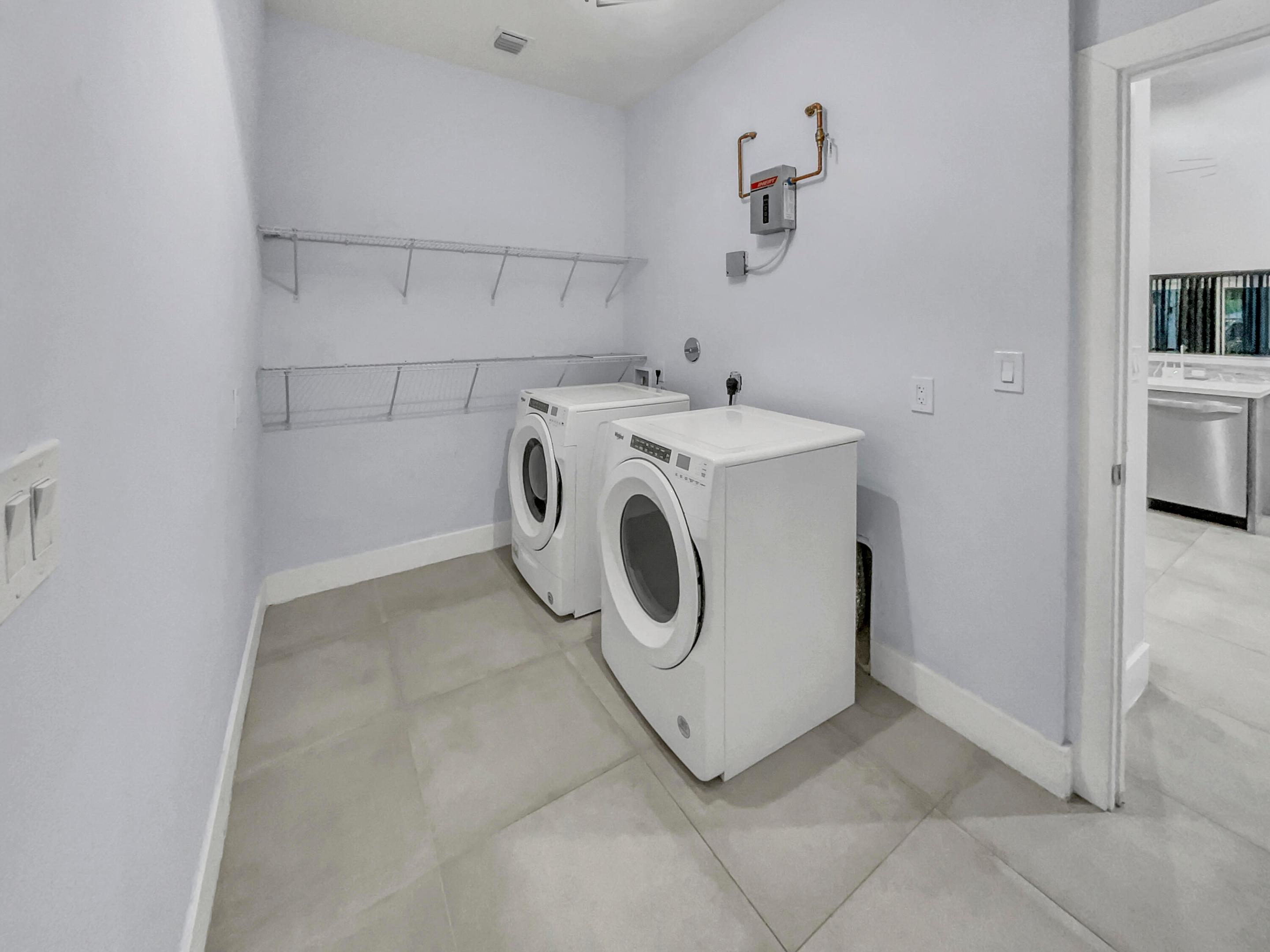 F A BARRETTS SUB OF W1/2 - Residential