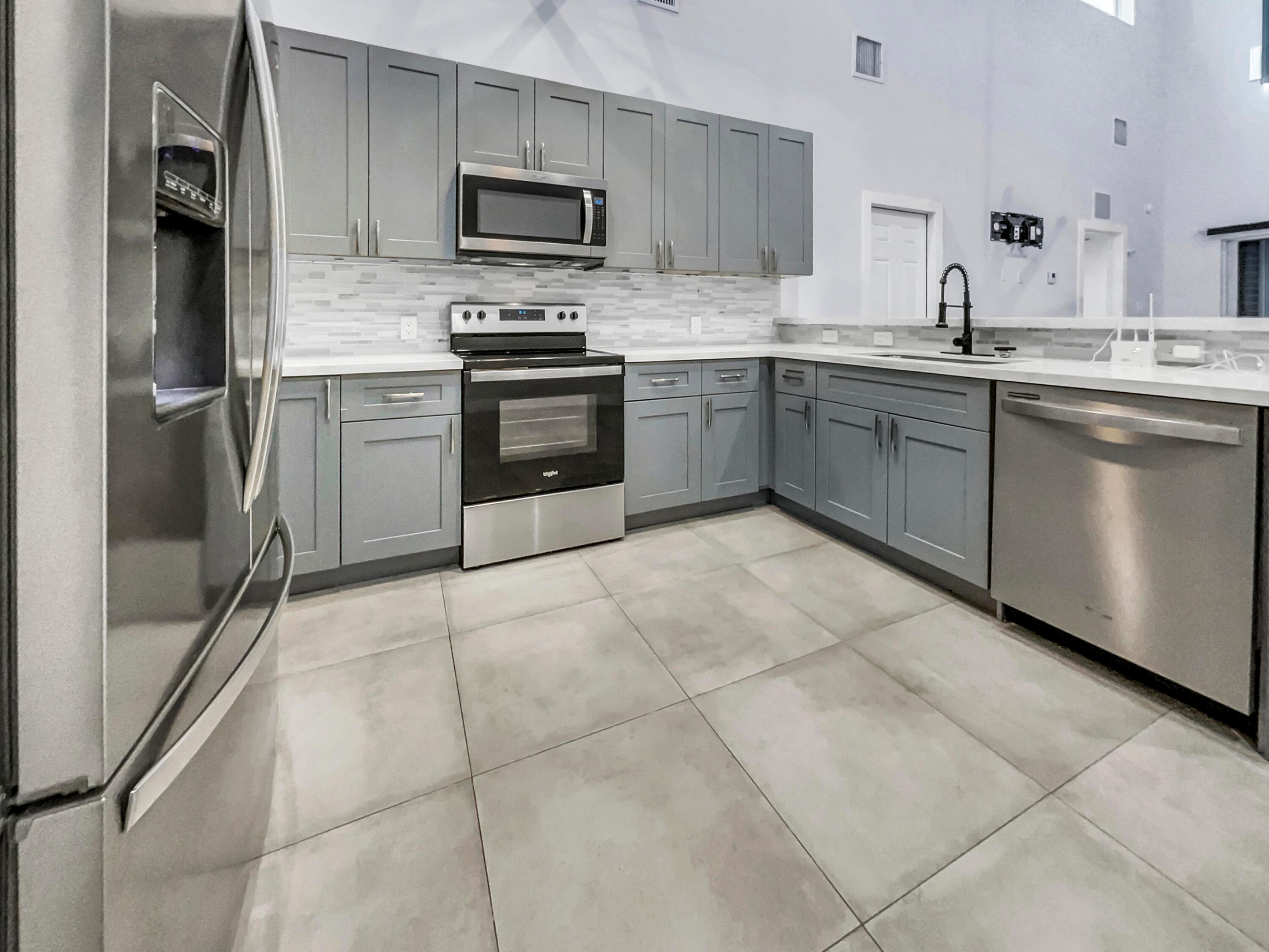 F A BARRETTS SUB OF W1/2 - Residential