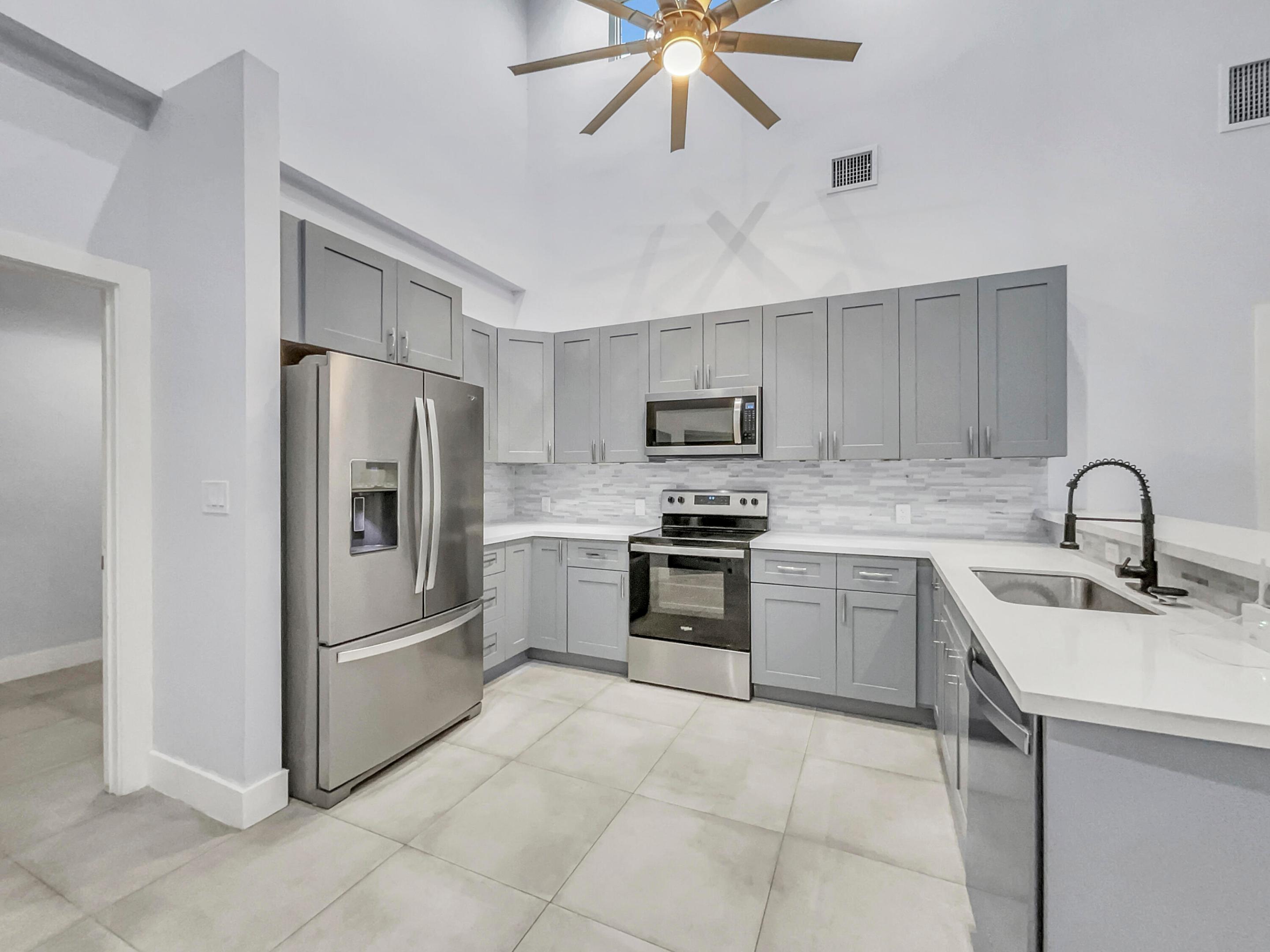 F A BARRETTS SUB OF W1/2 - Residential